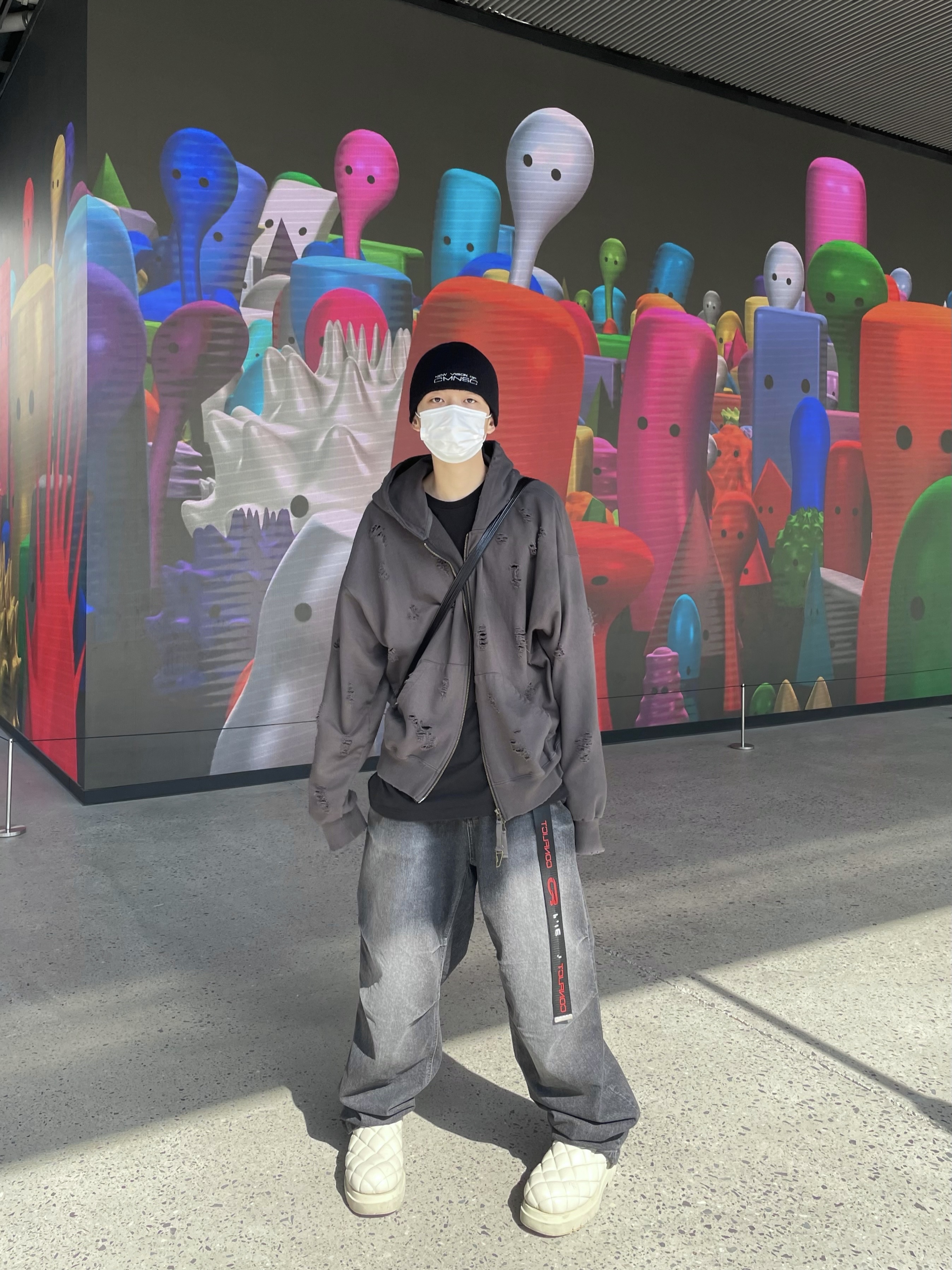 Undermycar Otter Oversized Damage-Washed Hood Zip-Up Hunter Green - 23SS 착용 스타일 - 1