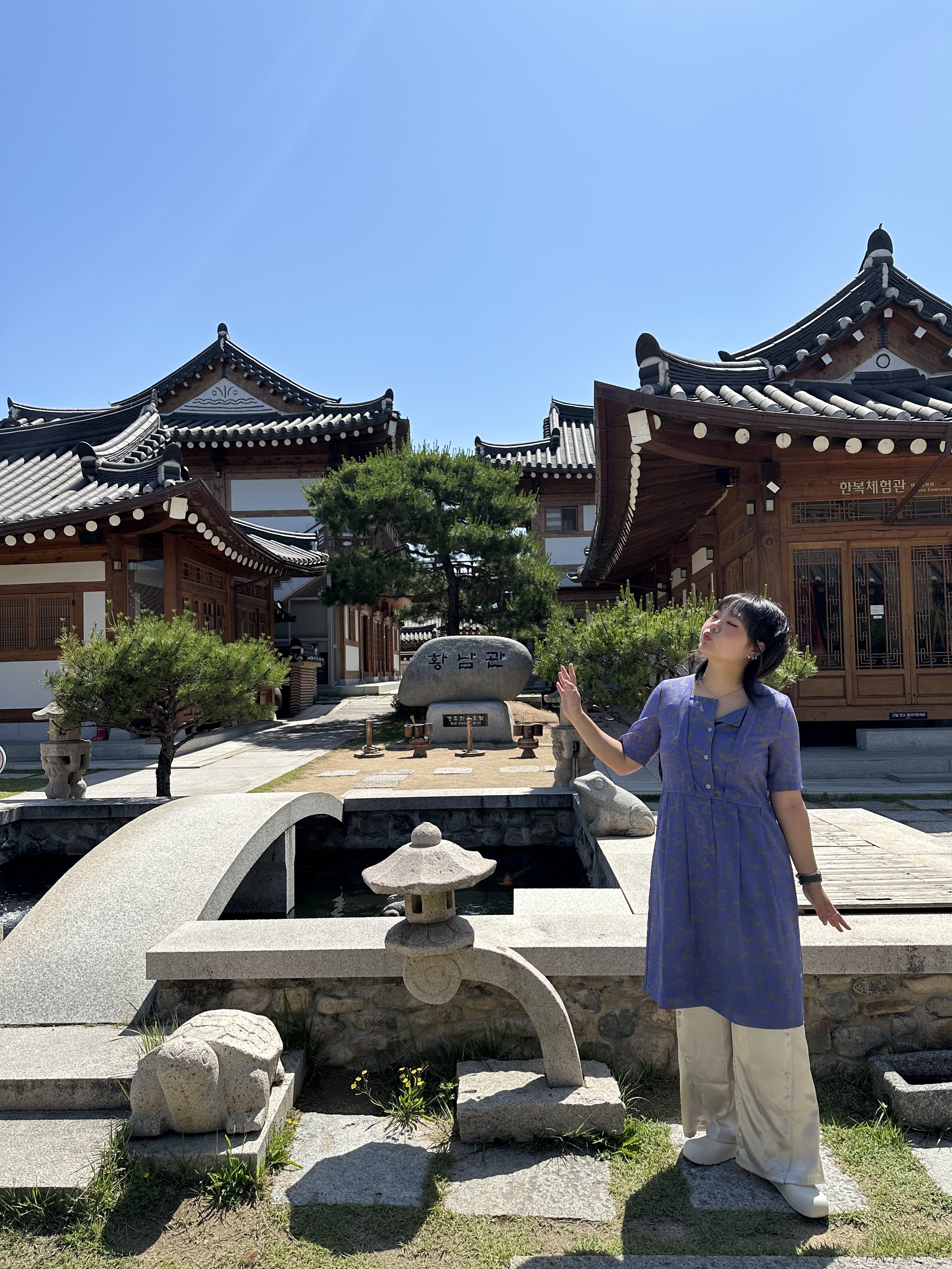 (W) 보테가 베네타 퍼들 샌들 씨 솔트 착용 스타일 - 4