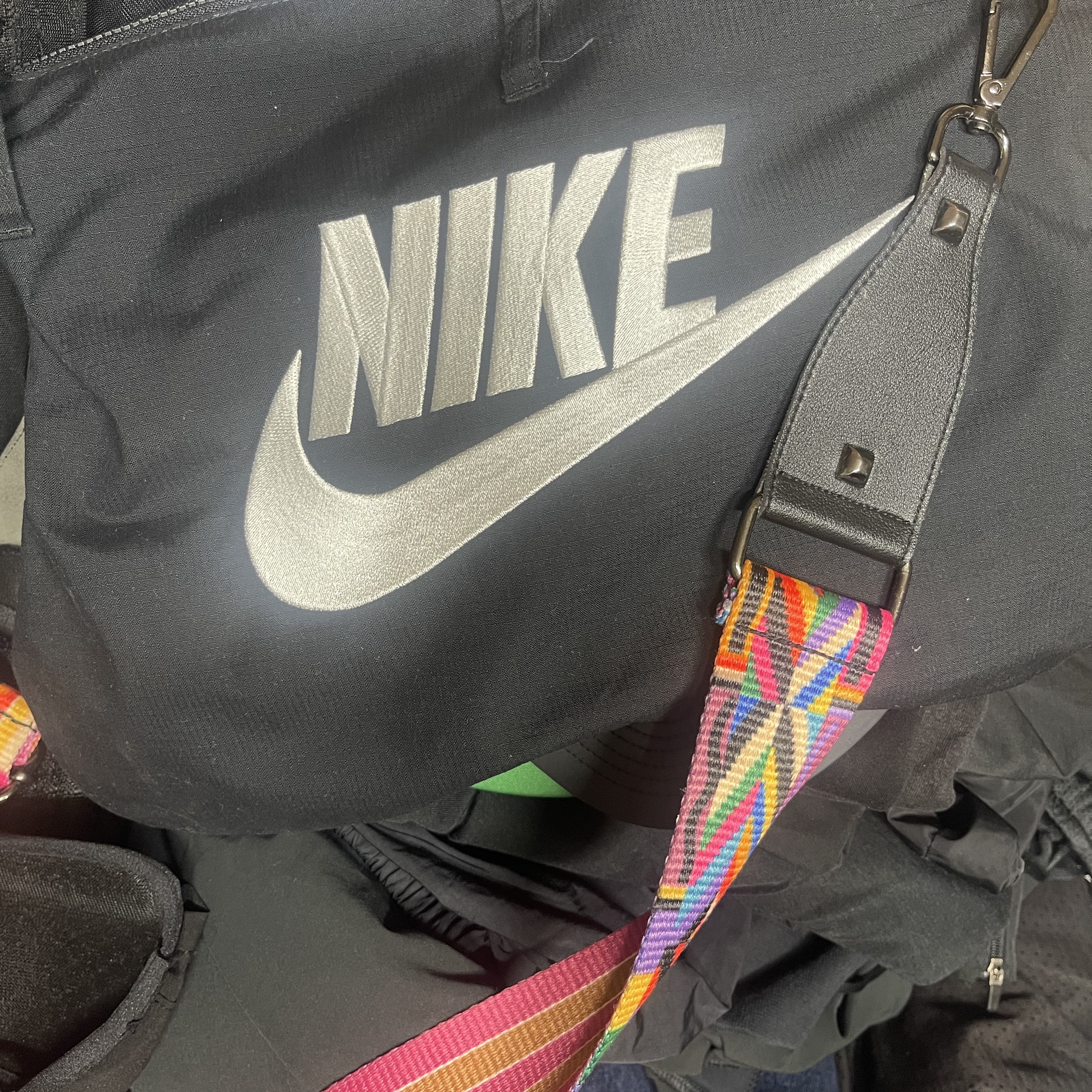 Nike x Peaceminusone Wide Pants Black (DR0096-010) 착용 스타일 - 2