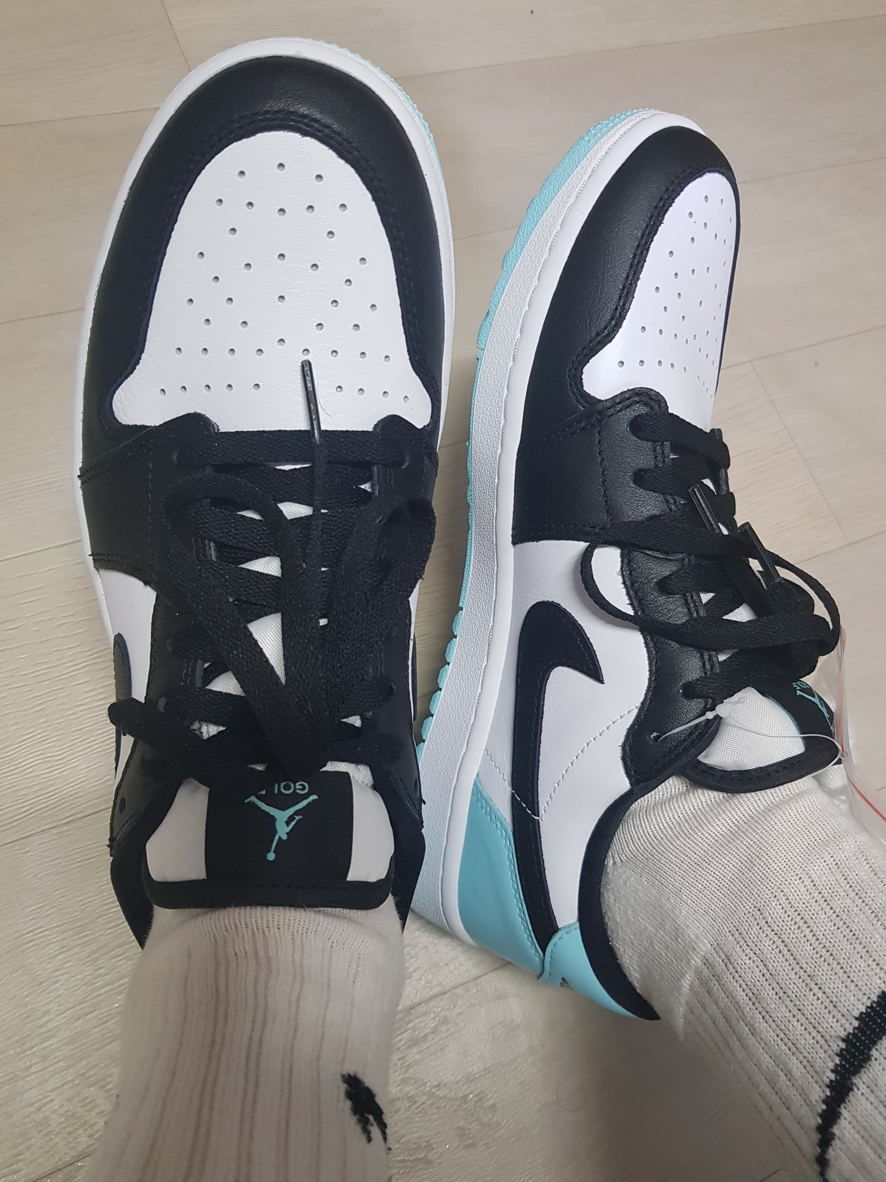 조던 1 로우 골프 코파 착용 스타일