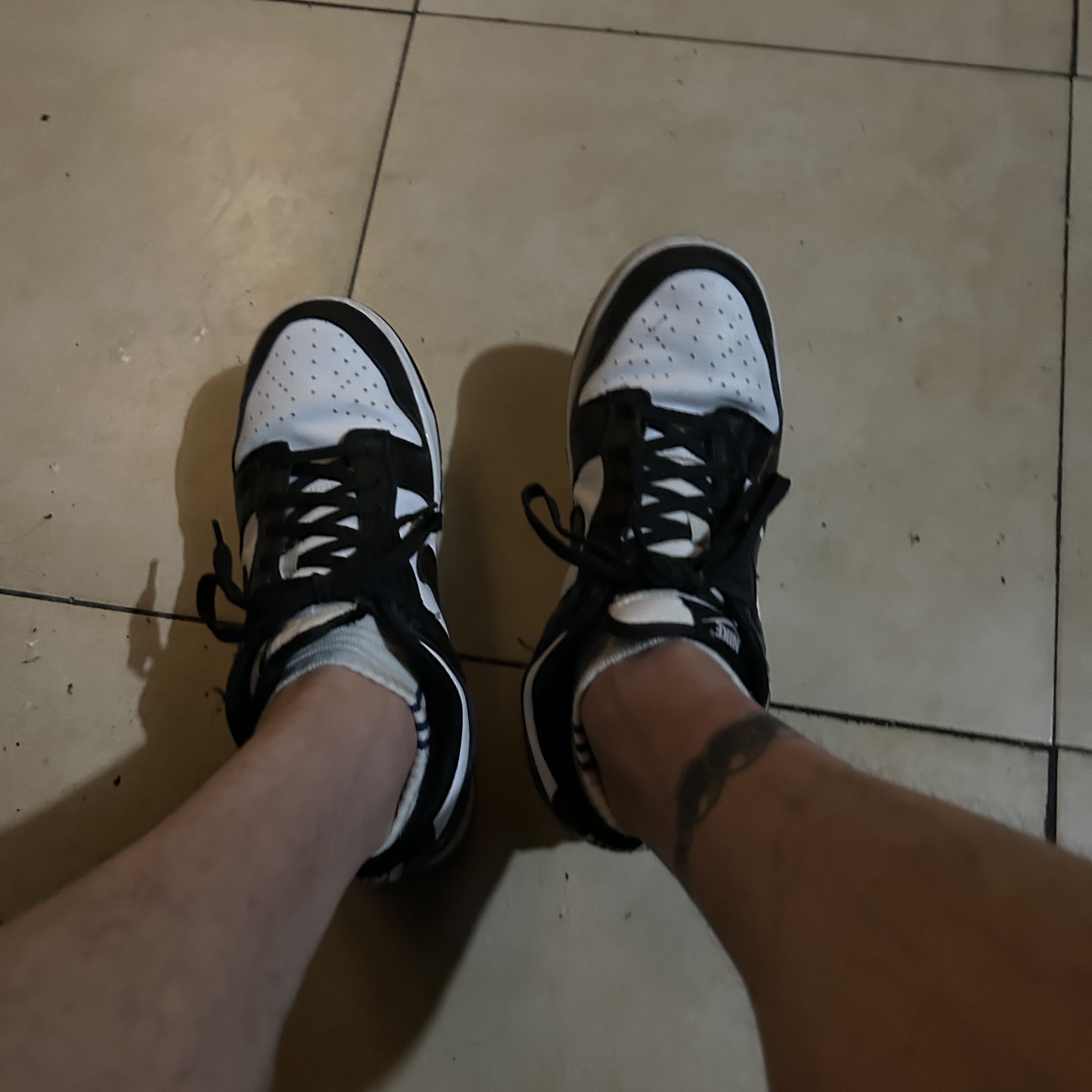 Nike Dunk Low Retro Black 착용 스타일