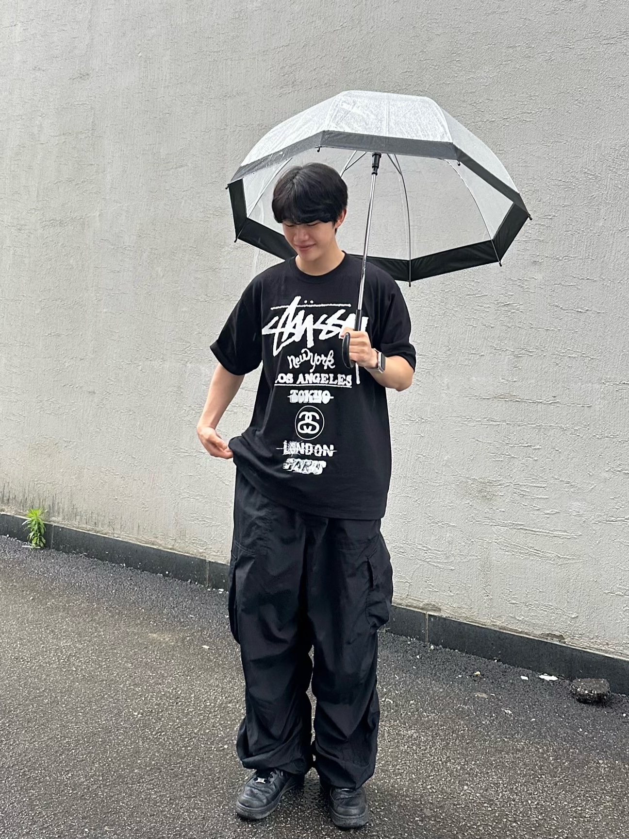 Stussy Tour T-Shirt Black, Nike x Supreme Air Force 1 Low Black 착용 스타일 - 4