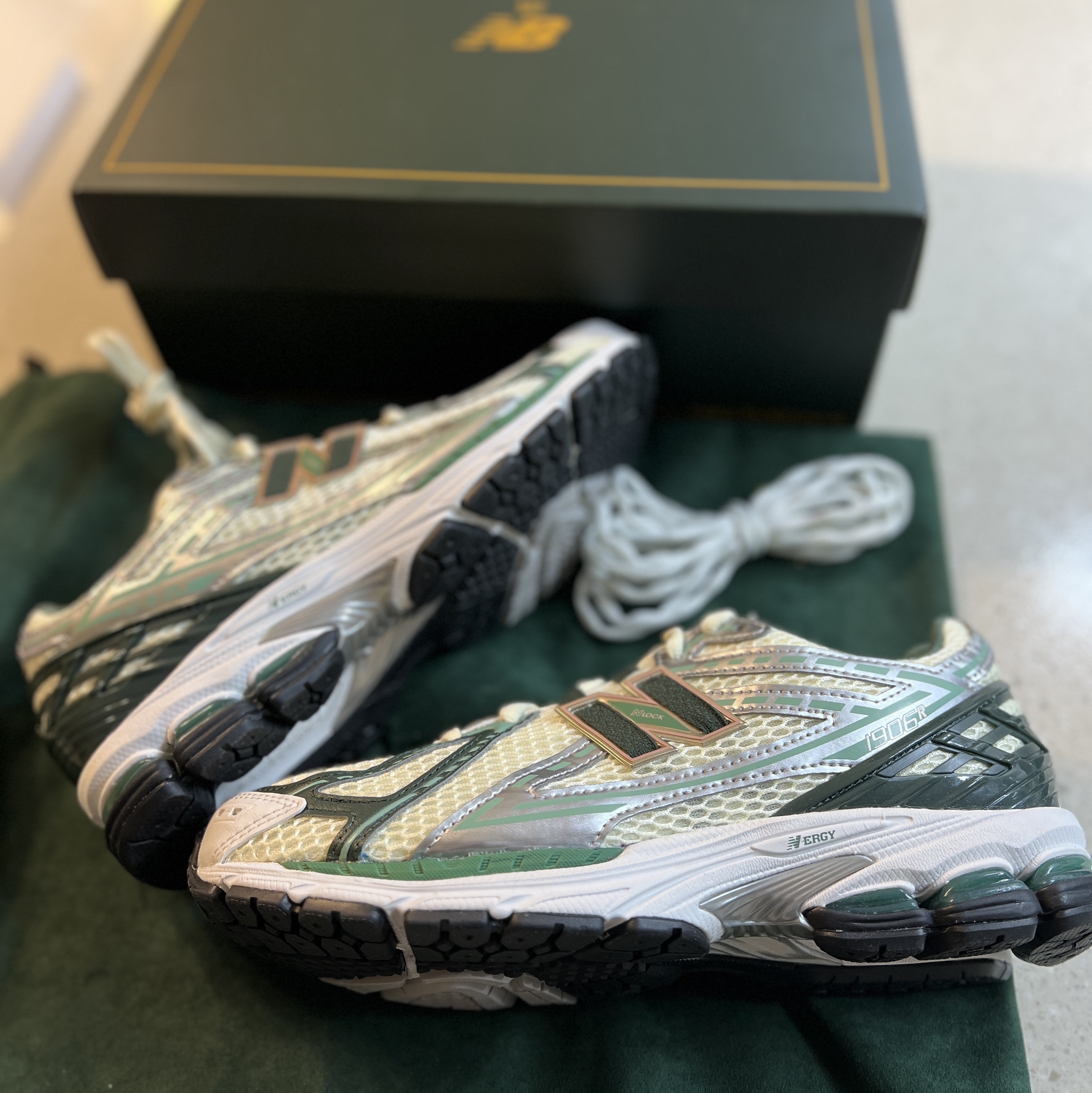 New Balance x Aime Leon Dore 1906R Jade 착용 스타일 - 2