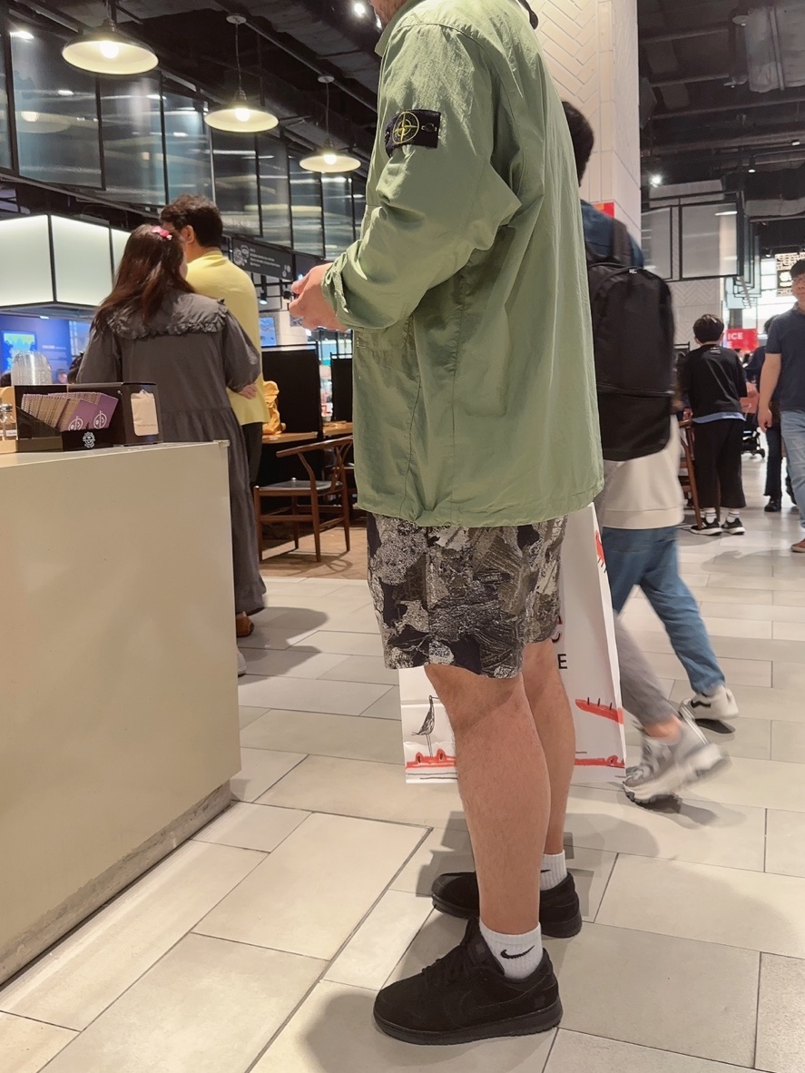 Nike ACG Print Trail Shorts Cargo Khaki - Asia 착용 스타일 - 2