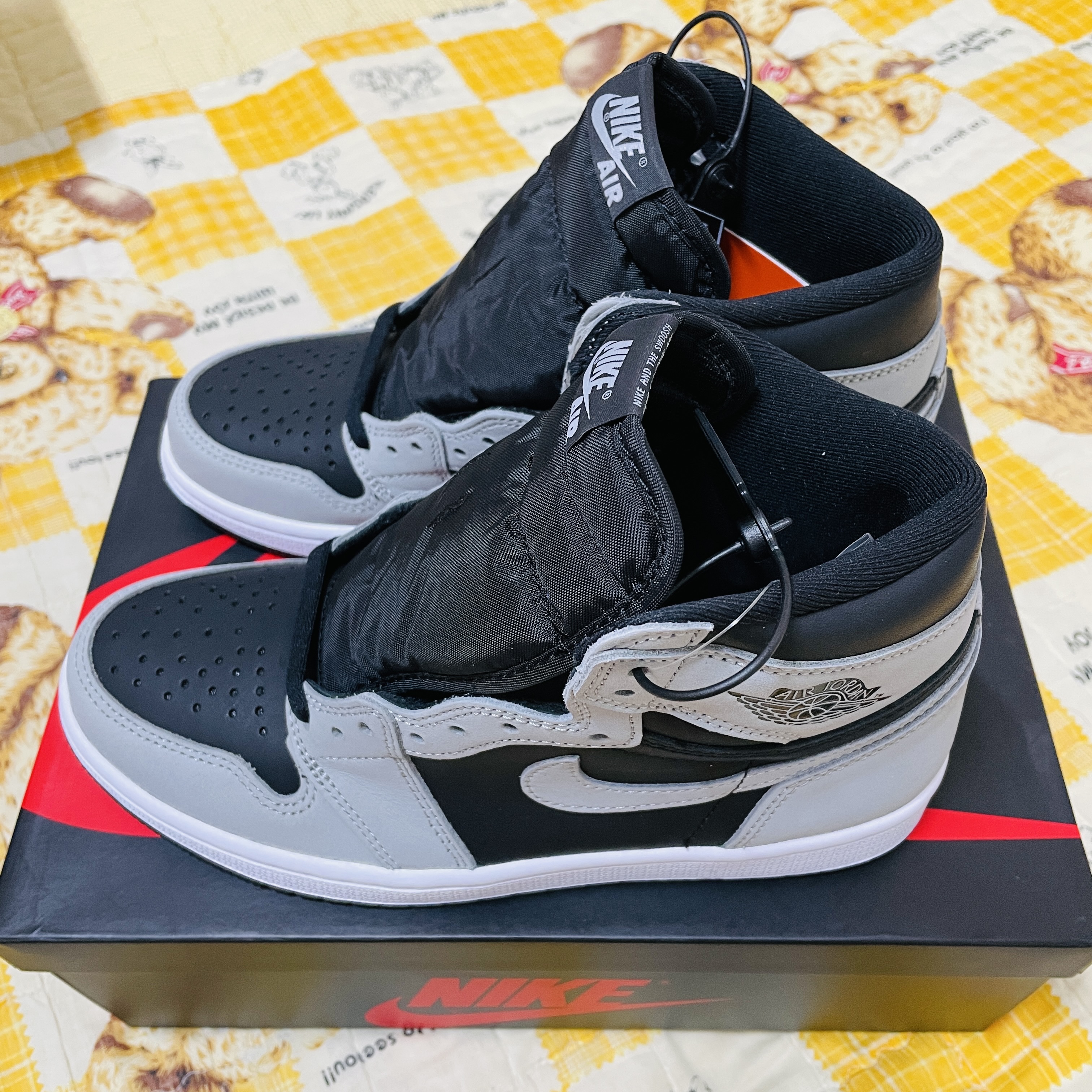 조던 1 레트로 하이 OG 쉐도우 2.0 착용 스타일 - 2