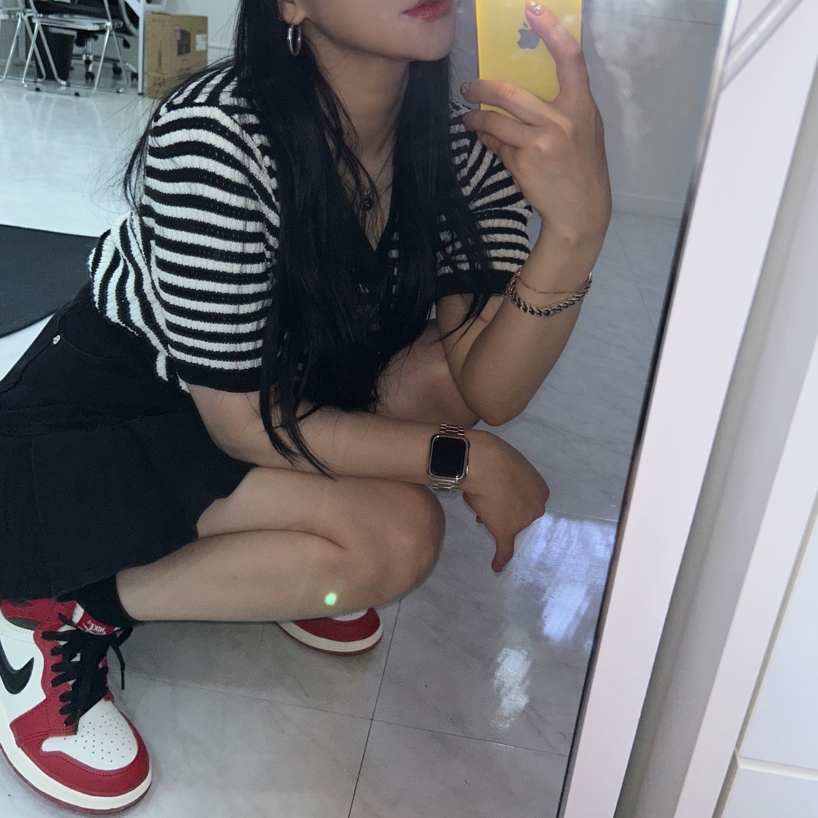(GS) Jordan 1 Retro High OG Chicago 2022, Gucci Interlocking G Pendant Necklace Silver 착용 스타일