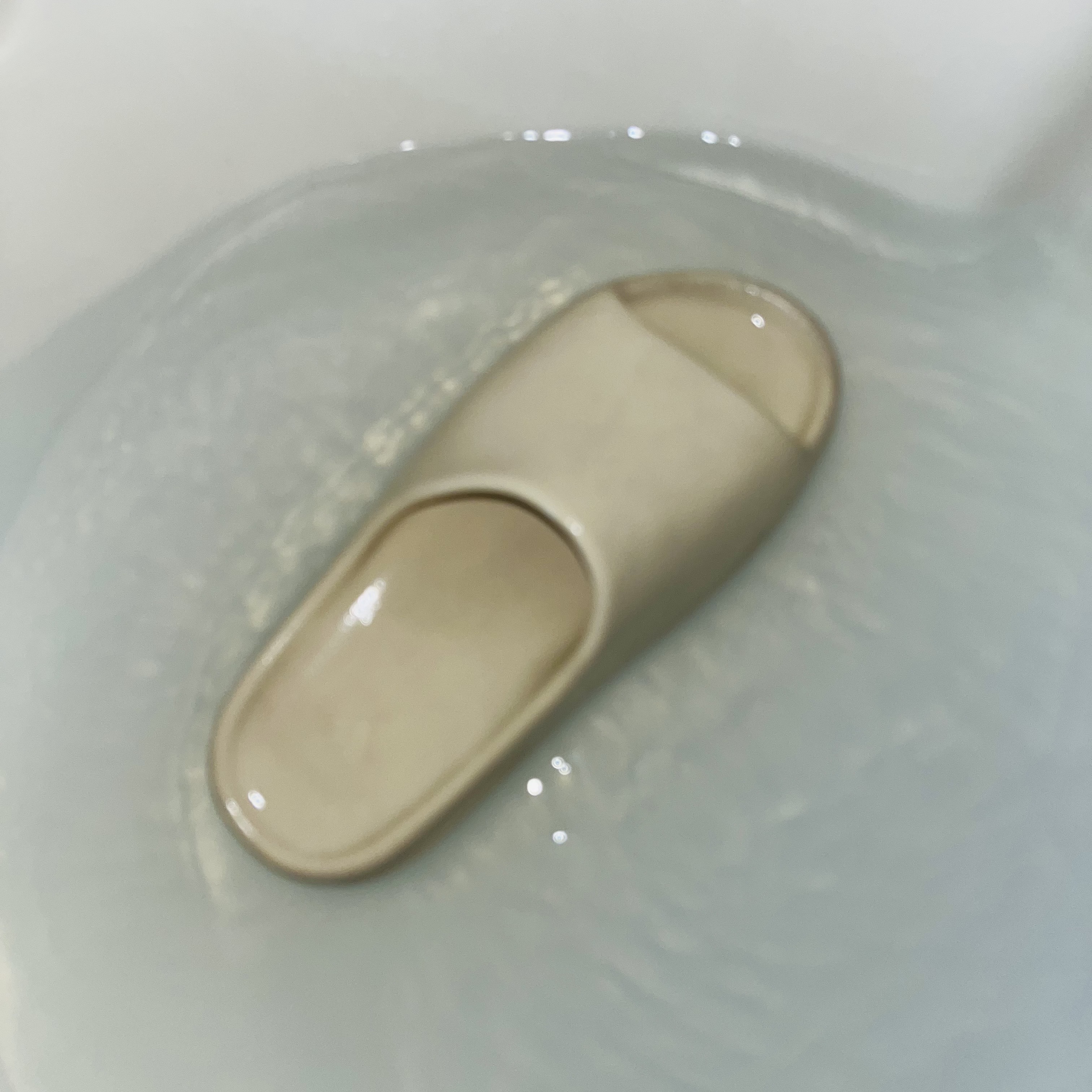 Adidas Yeezy Slide Bone 2022/2023 착용 스타일