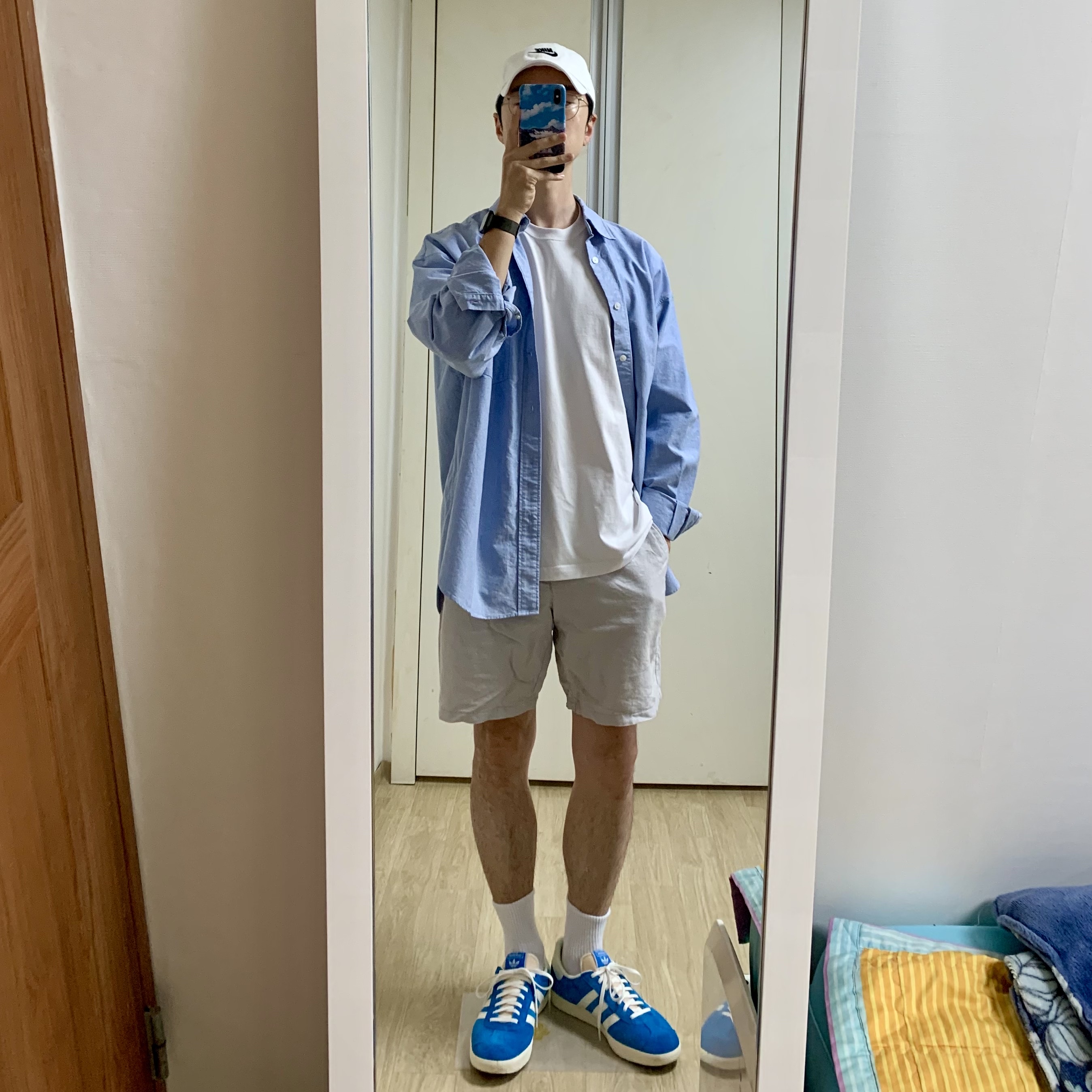 Nike Heritage 86 Futura Washed Cap White, Adidas Gazelle Bold Aqua Off White 착용 스타일 - 1
