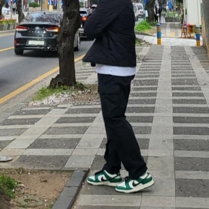 Nike Dunk Low Retro SE Jackpot Malachite 착용 스타일