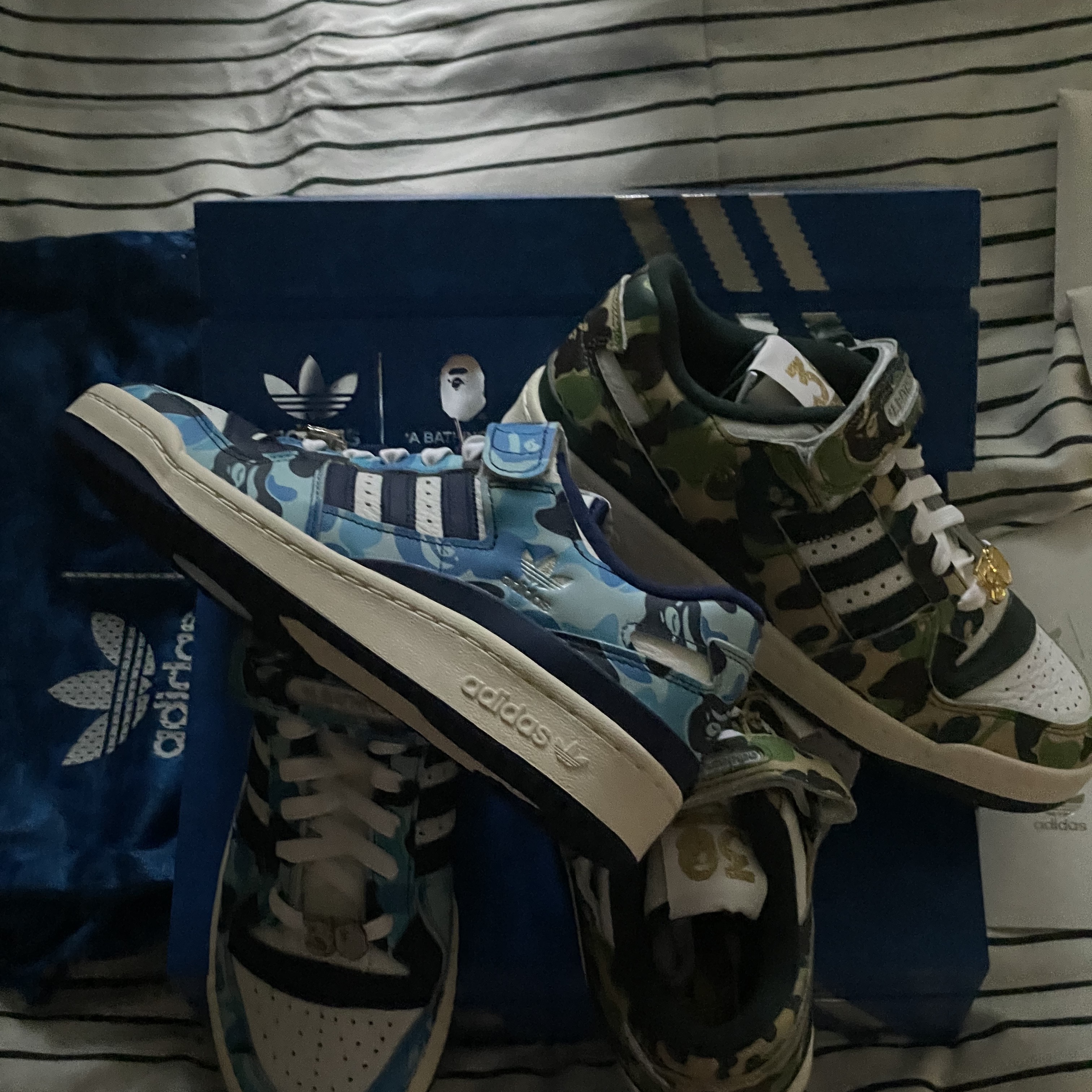 Adidas x BAPE Forum 84 Low Green Camo, Adidas x BAPE Forum 84 Low Blue Camo 착용 스타일 - 2