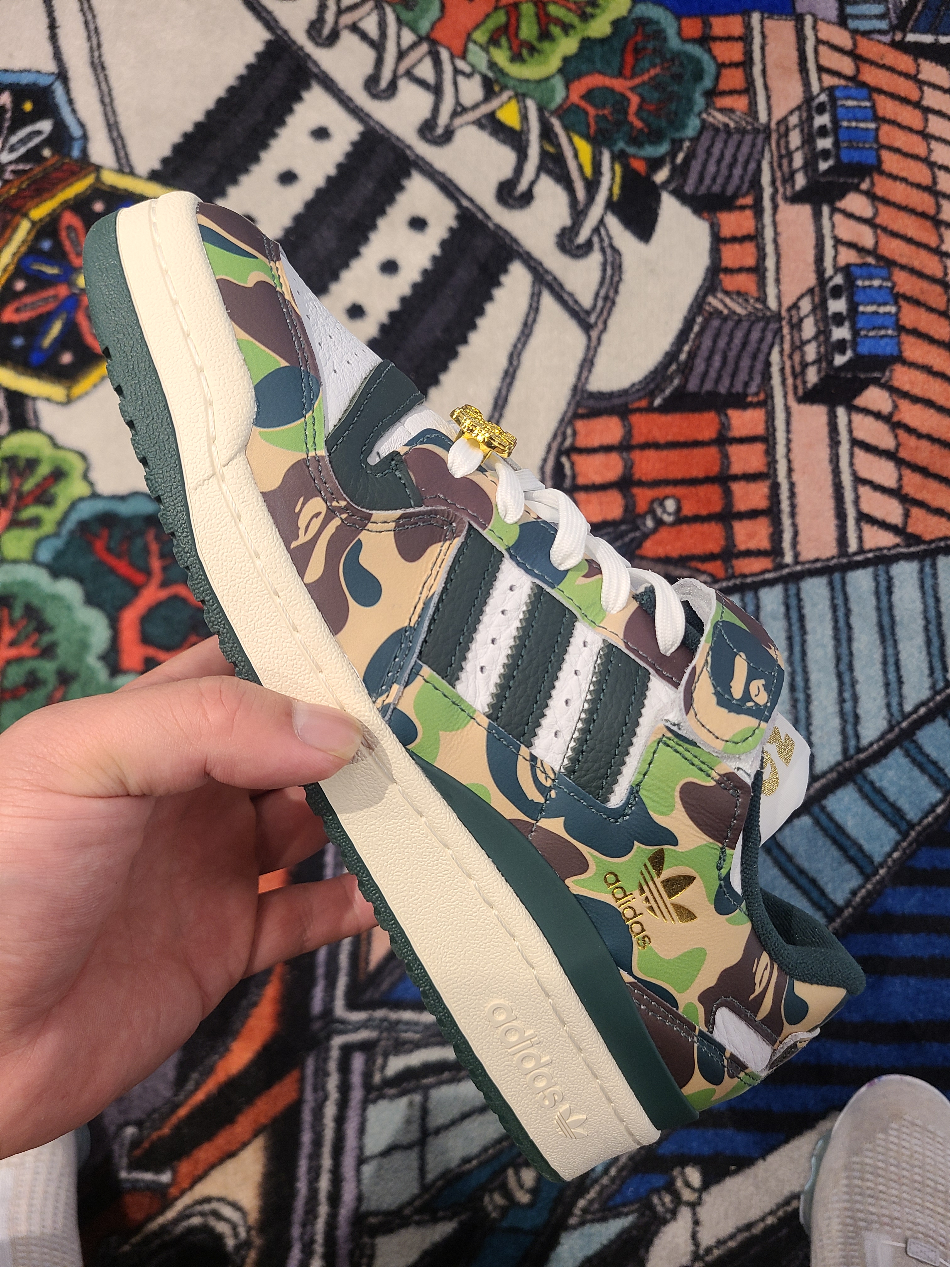 Adidas x BAPE Forum 84 Low Green Camo 착용 스타일