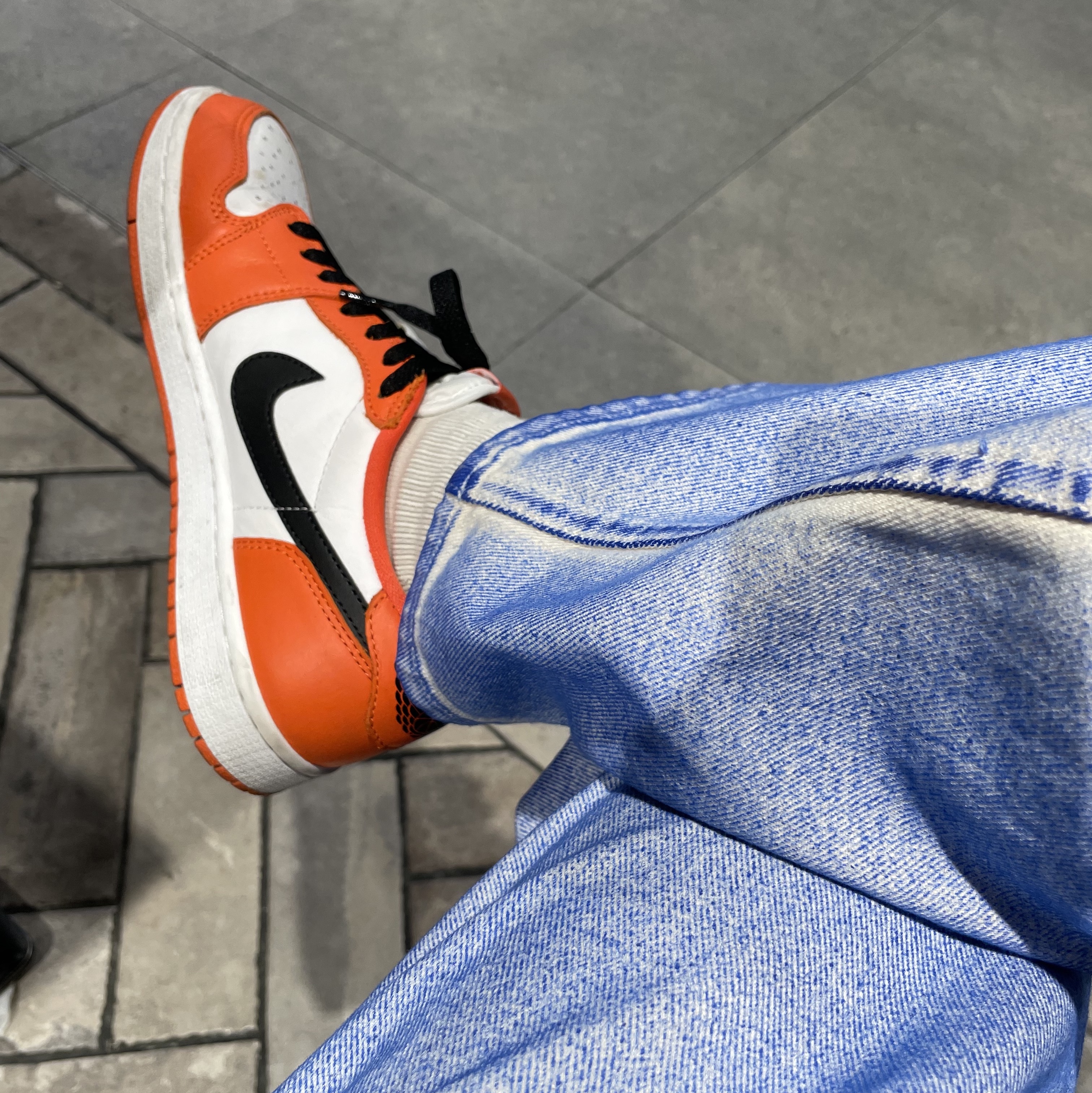 Jordan 1 Low OG Starfish 착용 스타일