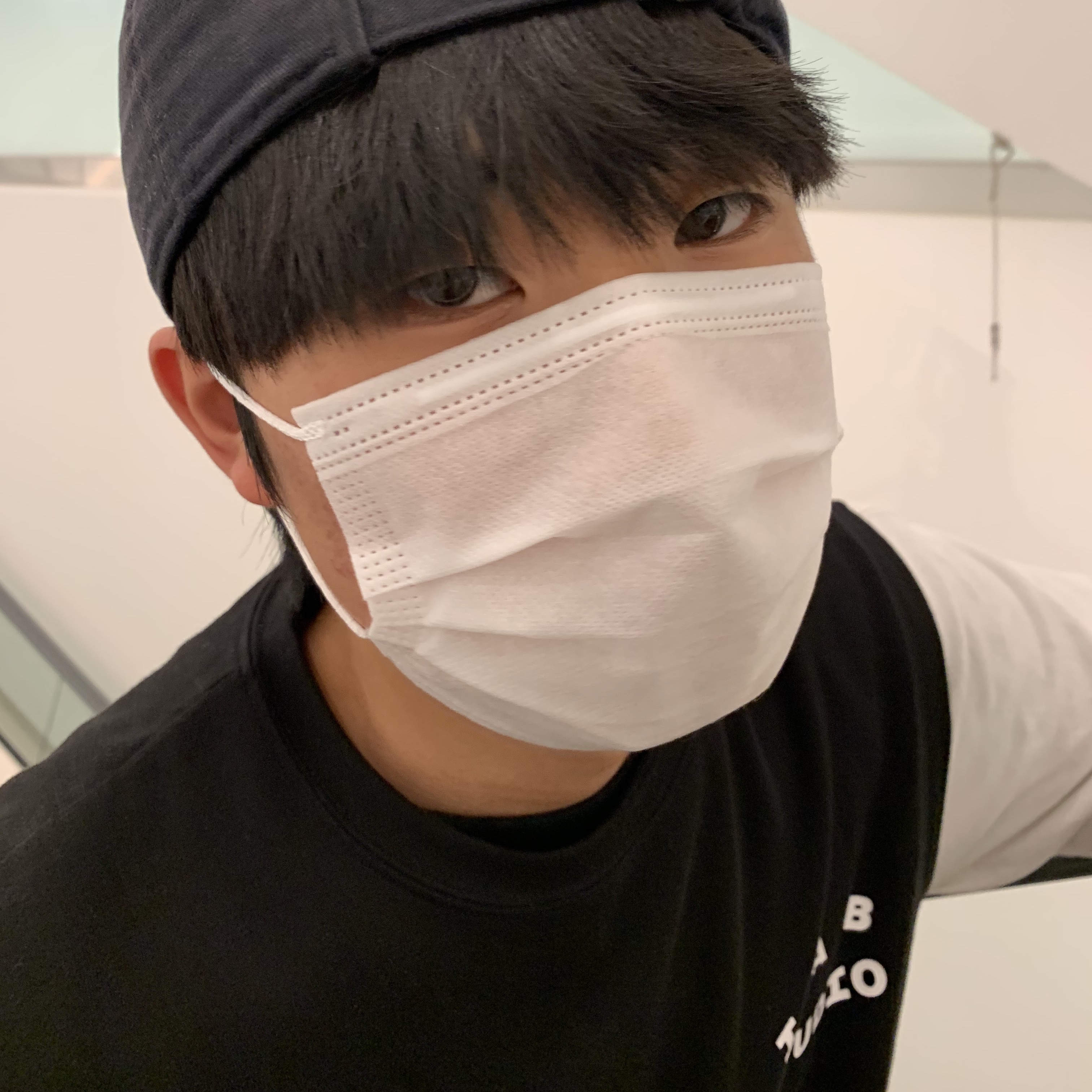 IAB Studio Sleeveless Black, Nike Initiator Metallic Silver Black 착용 스타일 - 3