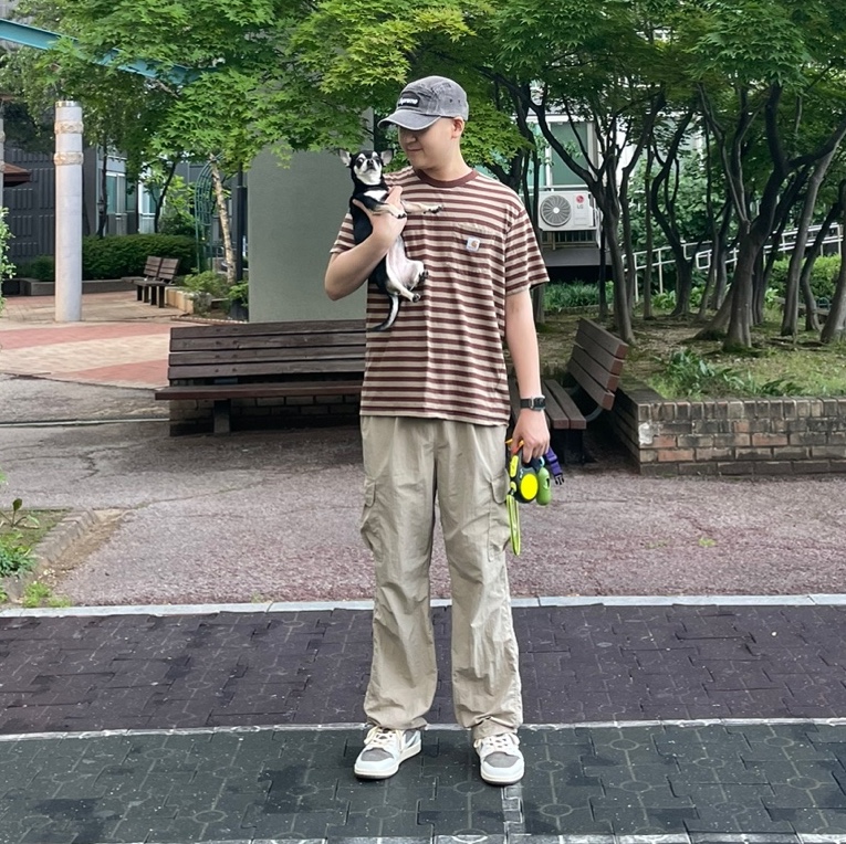 Jordan 1 x Travis Scott Retro Low OG SP Sail and Ridgerock, Supreme Denim Camp Cap Washed Black - 22FW 착용 스타일