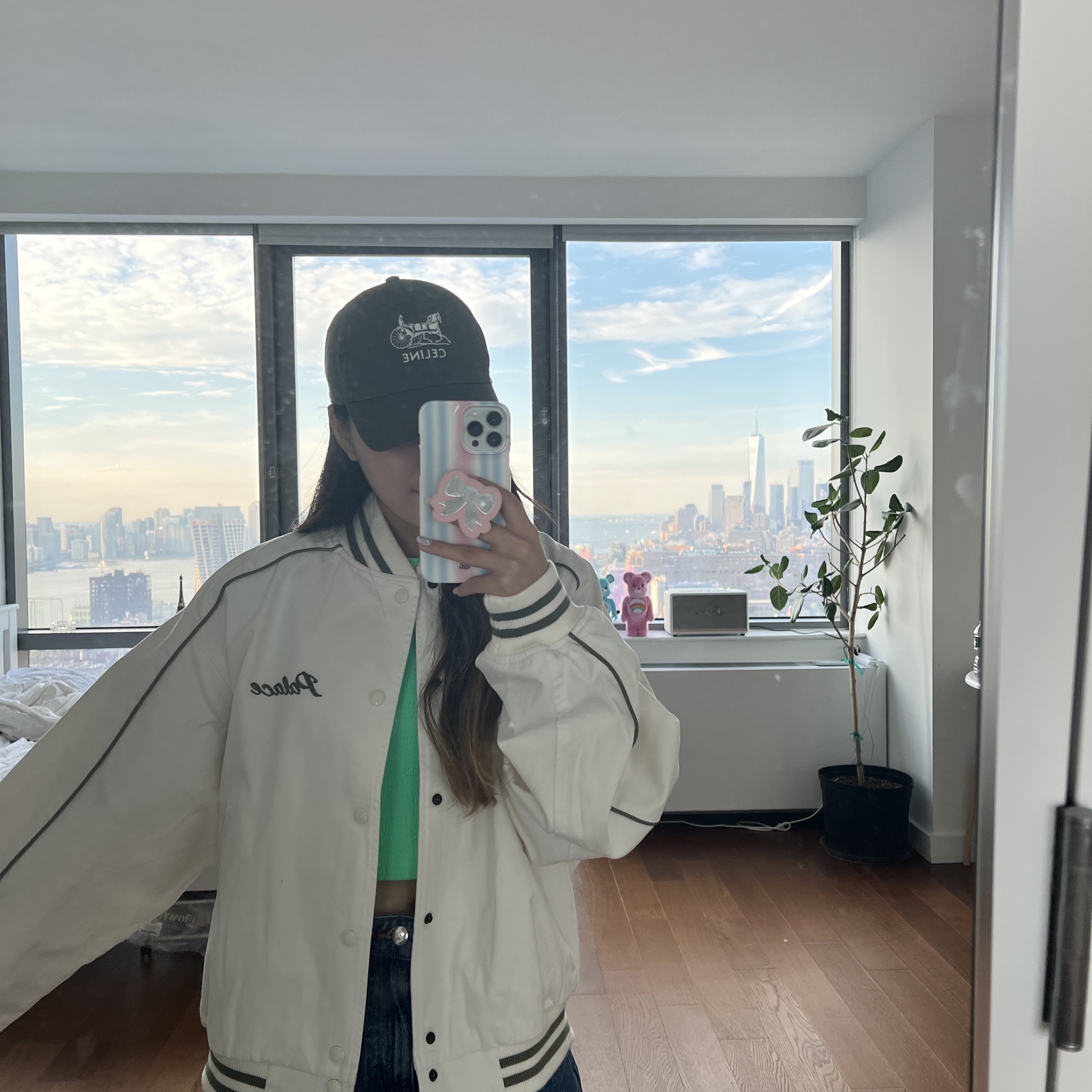 Palace Catch It Bomber Jacket Cement - 23SS 착용 스타일 - 1