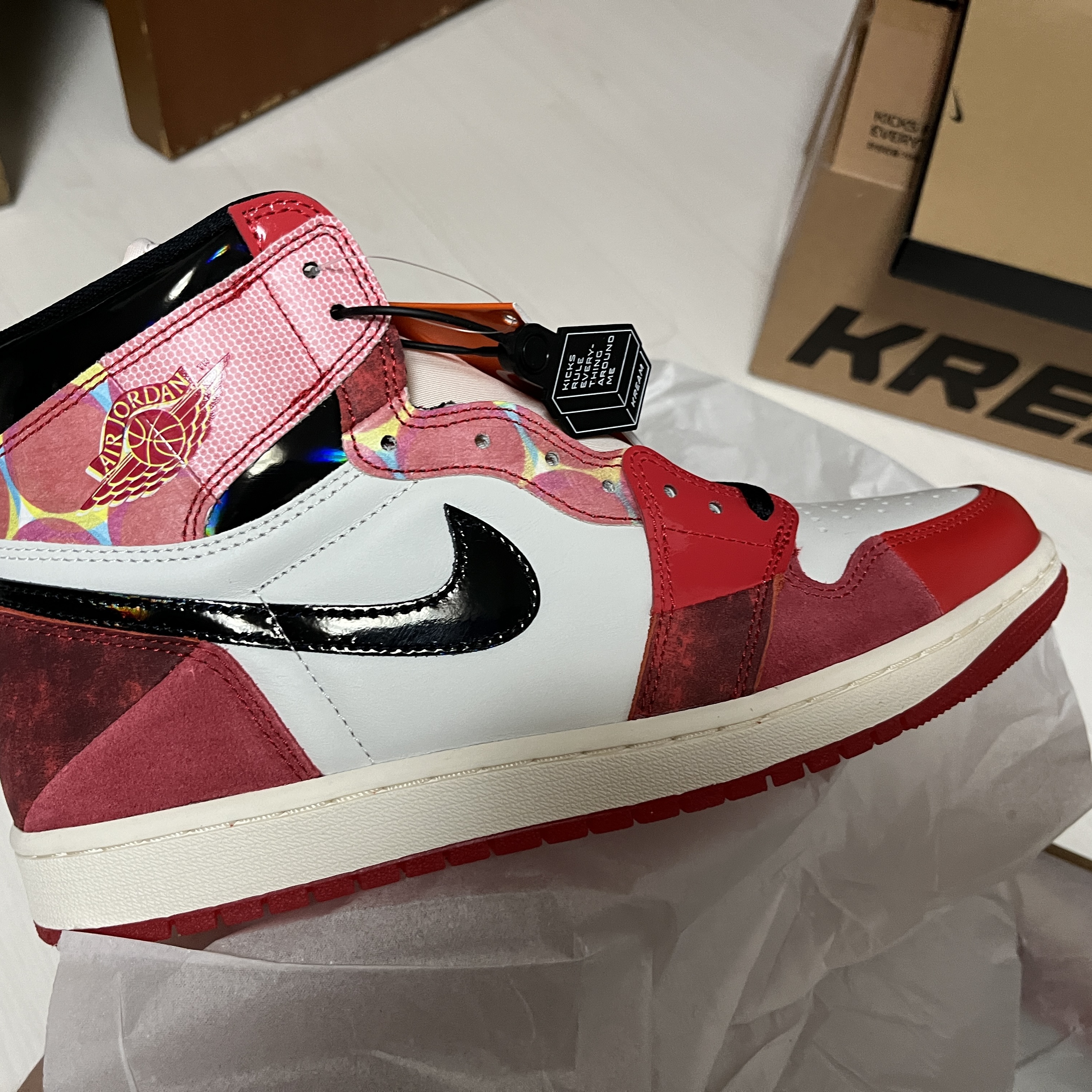 Jordan 1 Retro High Spider-Man Next Chapter 착용 스타일 - 1