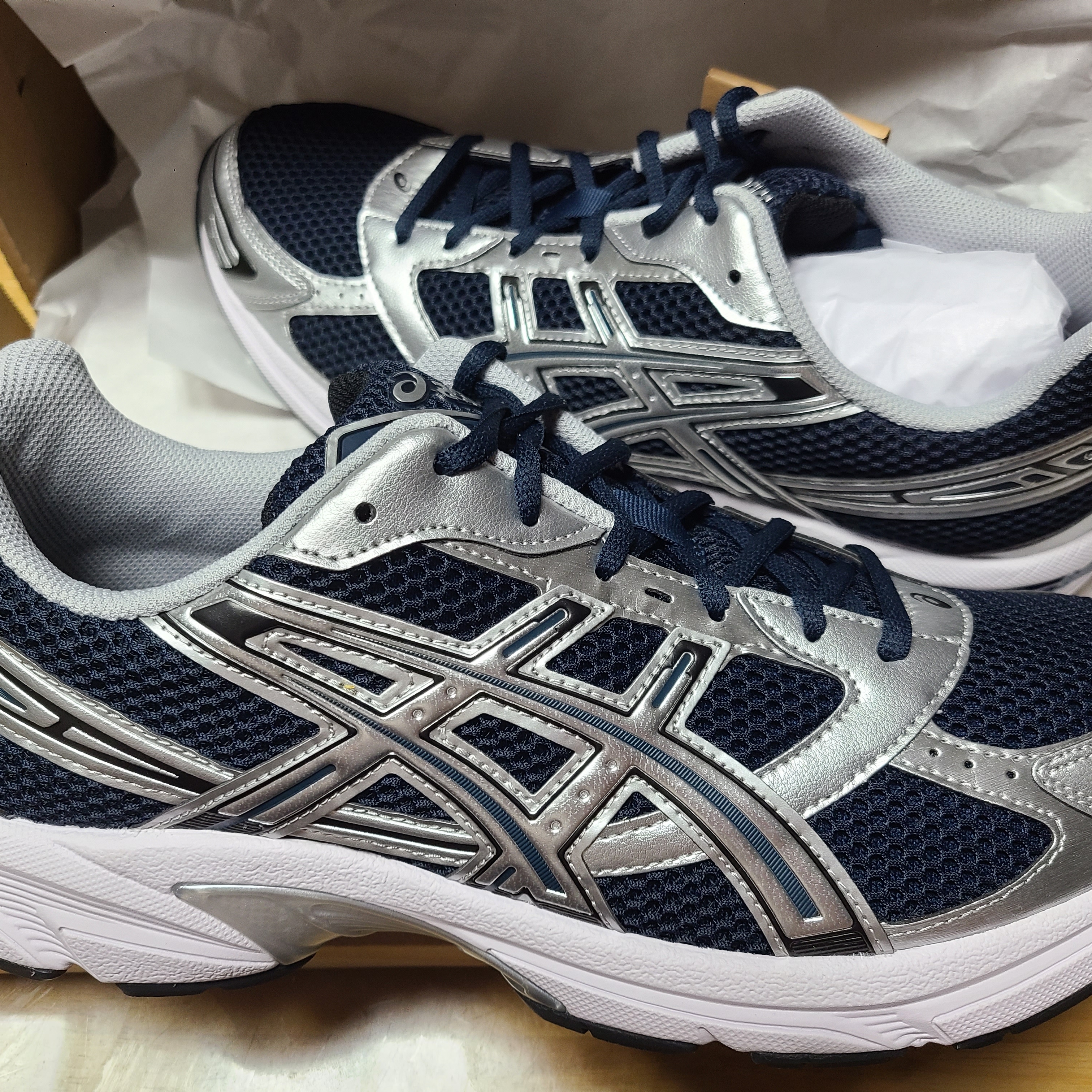 Asics Gel-1130 French Blue Pure Silver 착용 스타일