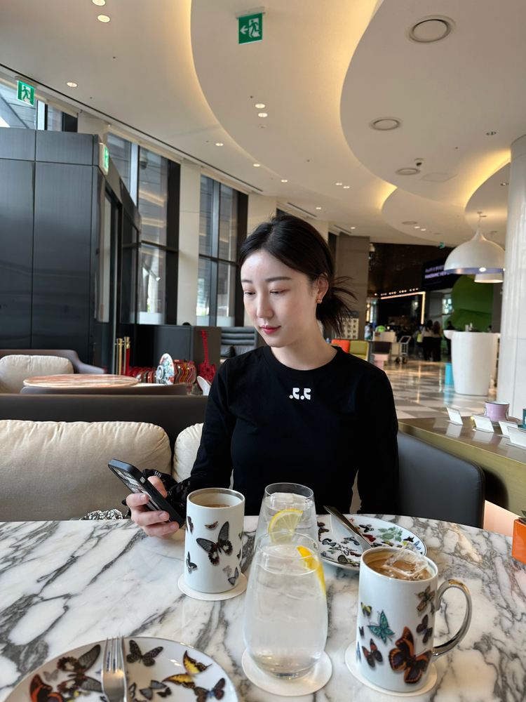 KREAM 프로필 이미지