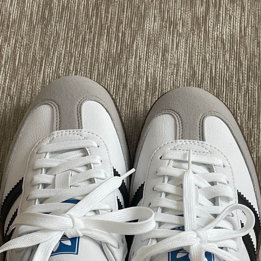 Adidas Samba Vegan White Black 착용 스타일 - 2