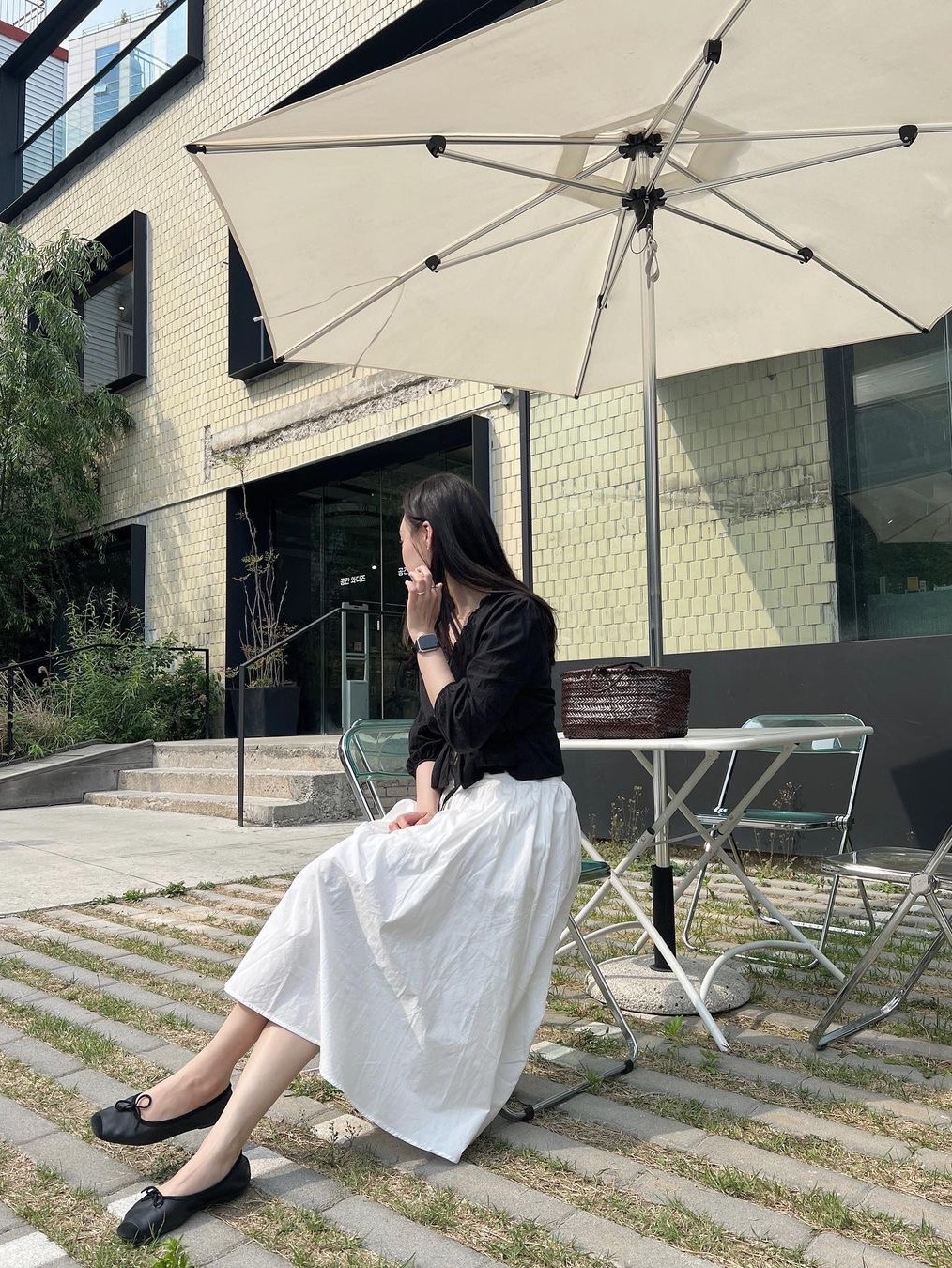 Reqins Women Harmony Noir Cuir 착용 스타일 - 1