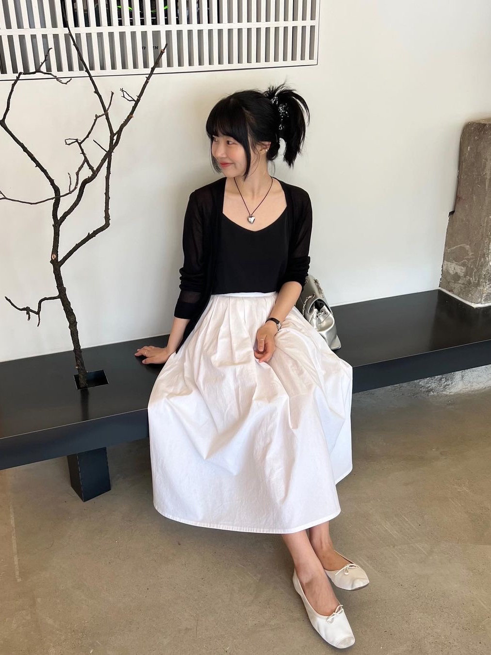 Reqins Women Harmony Blanc Cuir 착용 스타일