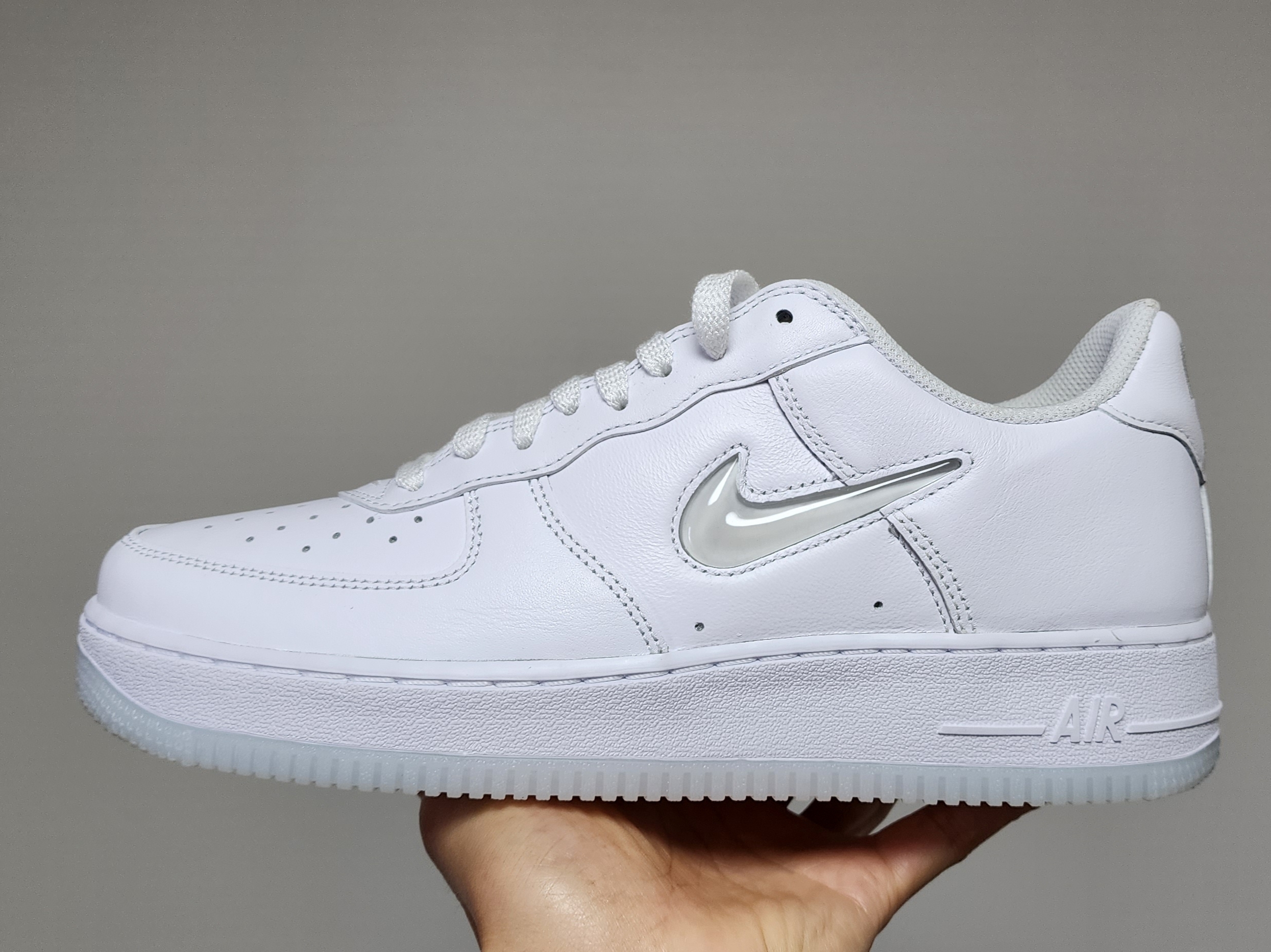 Nike Air Force 1 Low Color of The Month White Jewel 착용 스타일