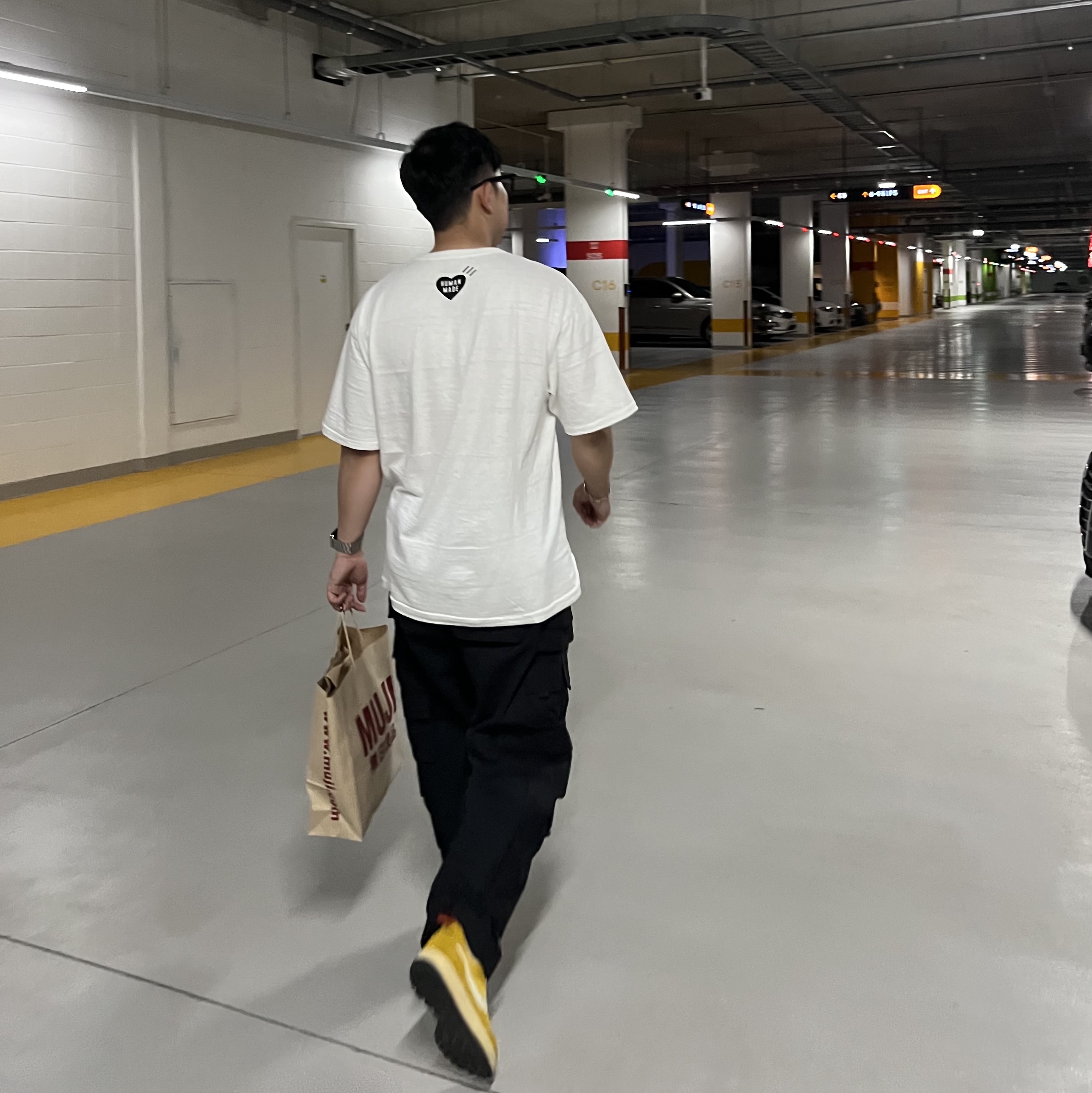 Human Made Graphic T-Shirt #13 White, Nike x Peaceminusone Wide Pants Black (DR0096-010) 착용 스타일