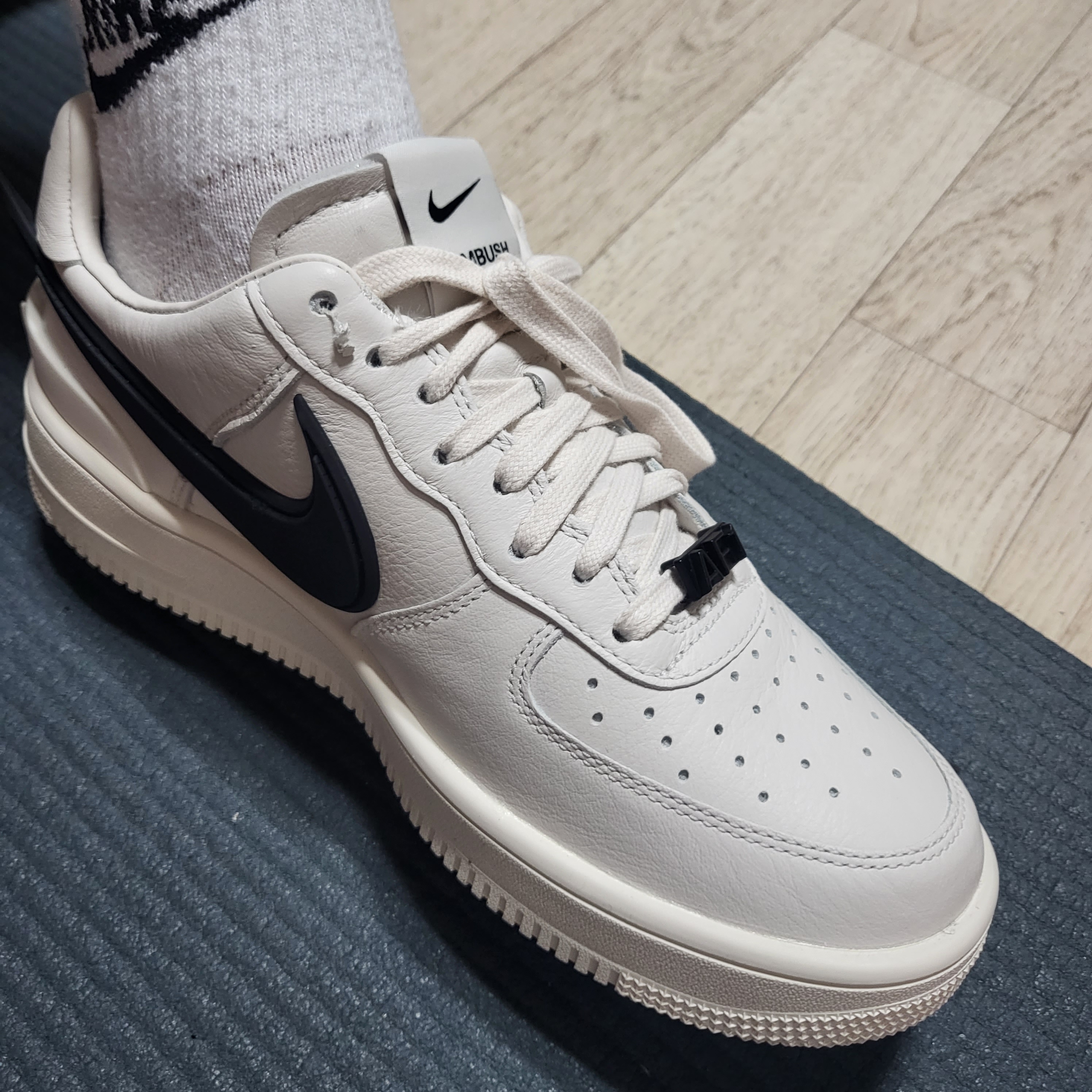 Nike x Ambush Air Force 1 Low SP Phantom 착용 스타일 - 2