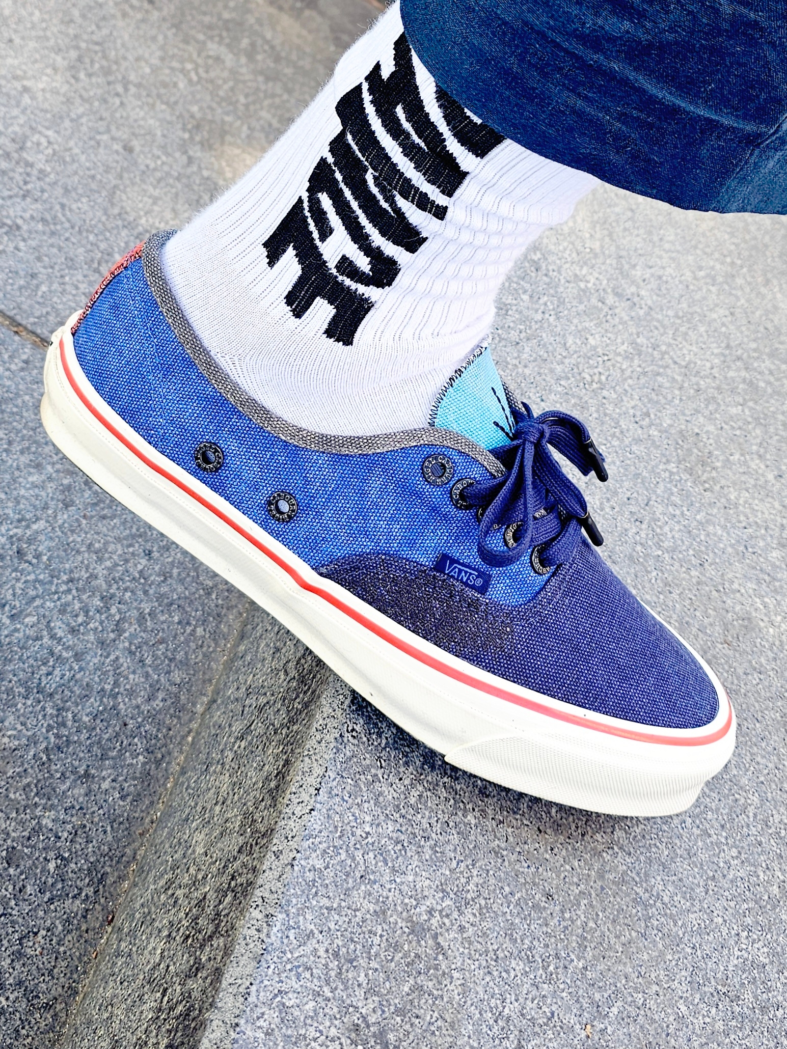 Vans Vault x Nigel Cabourn OG Authentic LX Crazy Navy Mix 착용 스타일 - 4