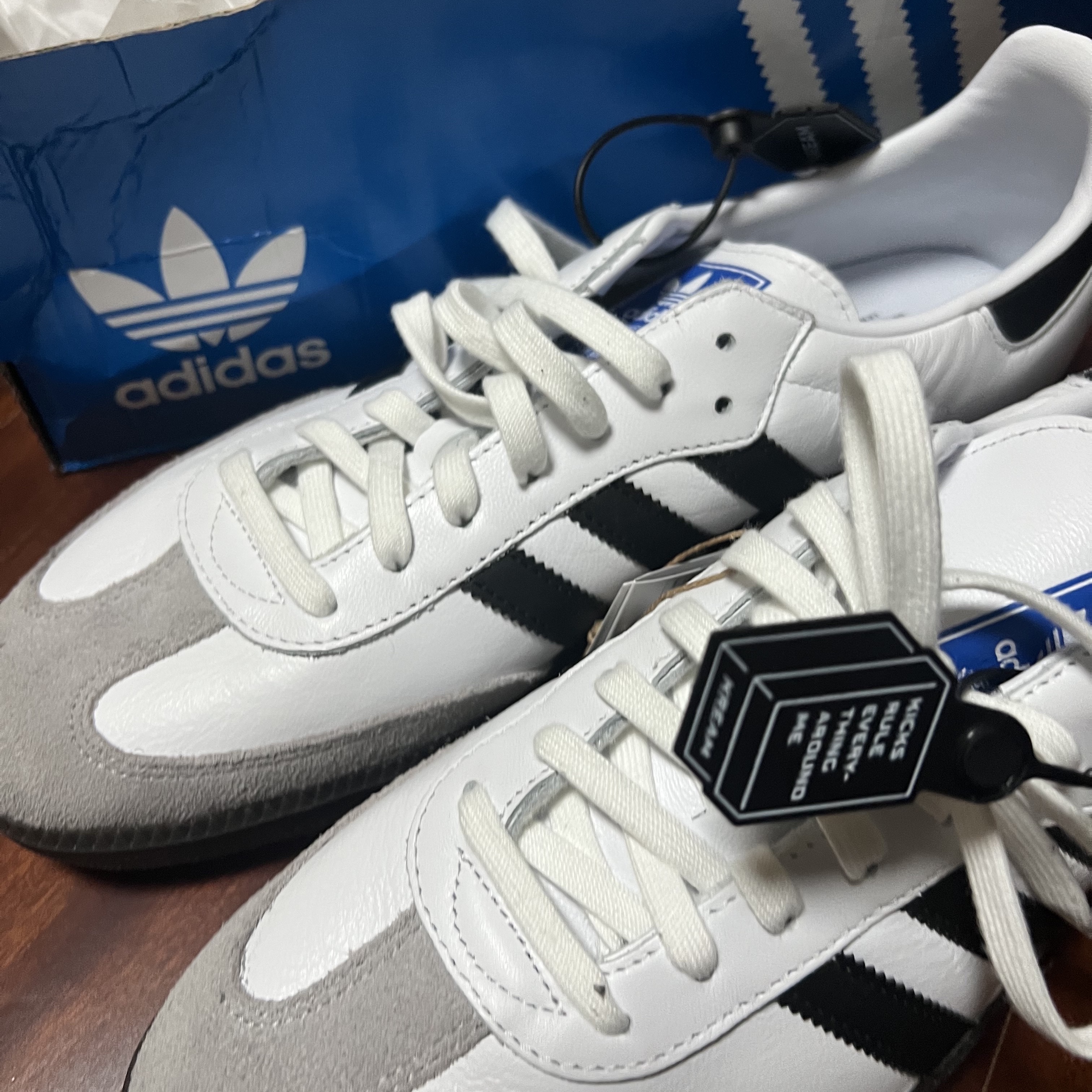 Adidas Samba OG Cloud White 착용 스타일 - 2