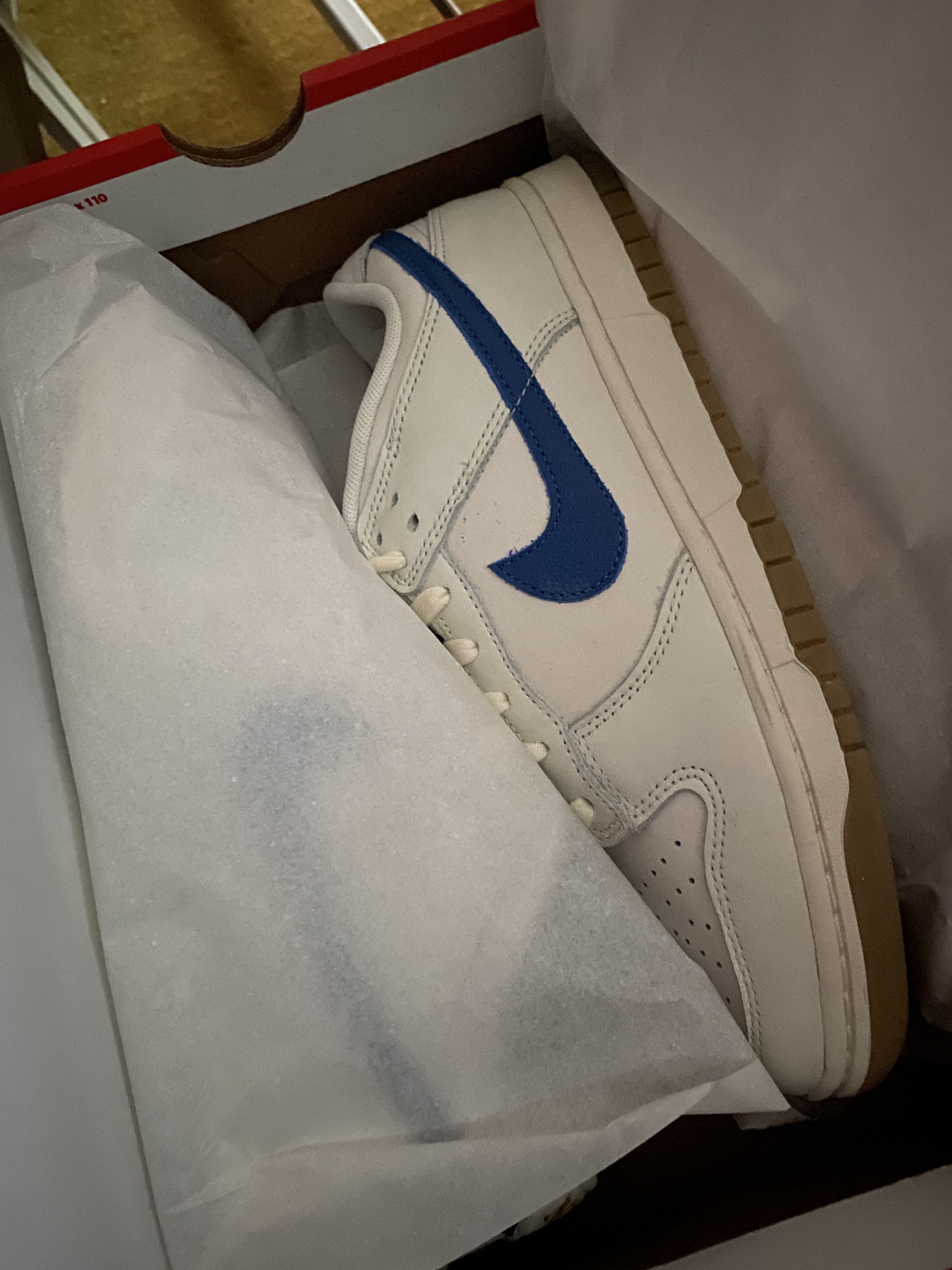 Nike Dunk Low SE Sail Dark Marina Blue 착용 스타일