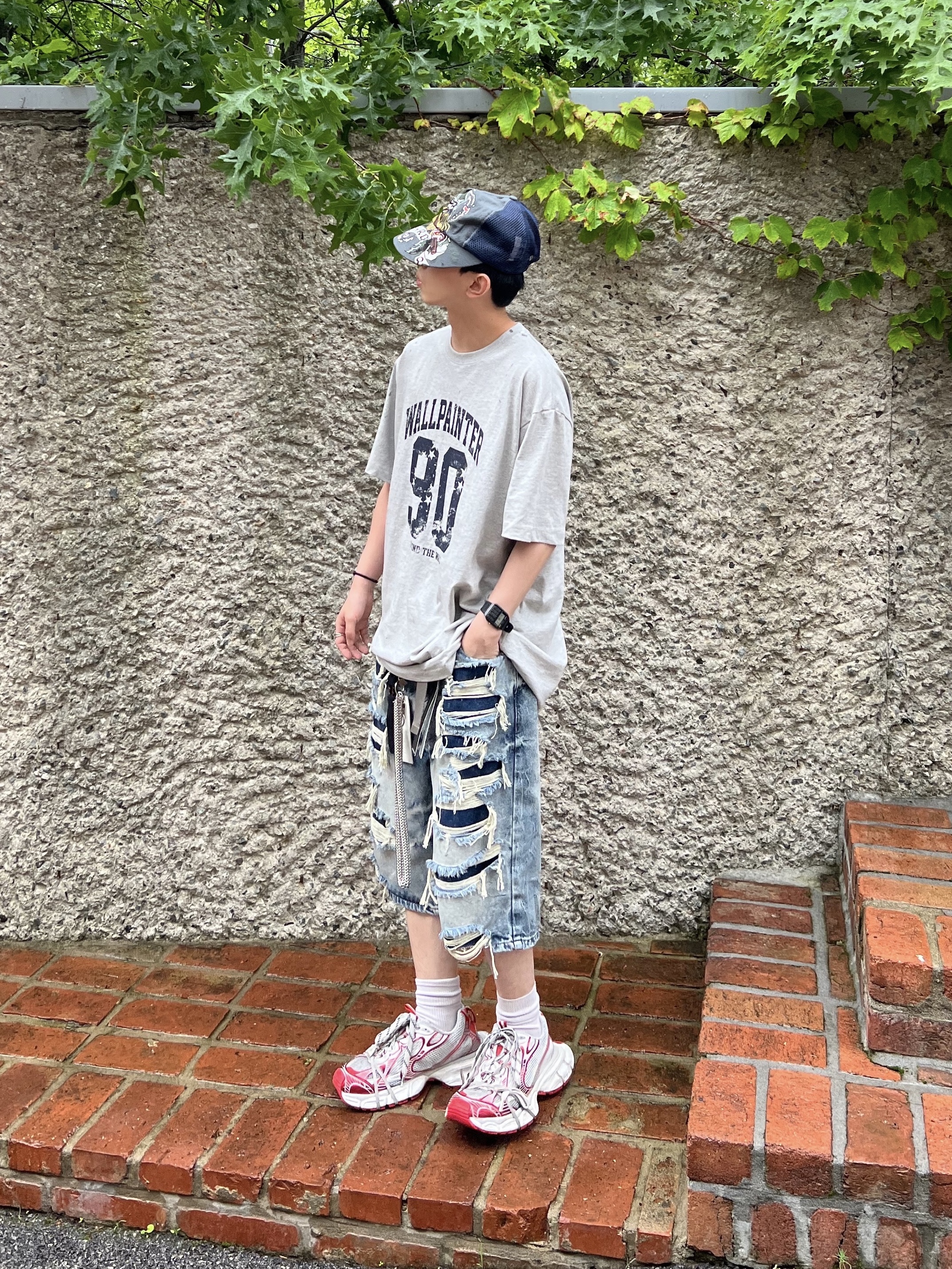 Balenciaga 3XL Sneakers White Red 착용 스타일 - 2