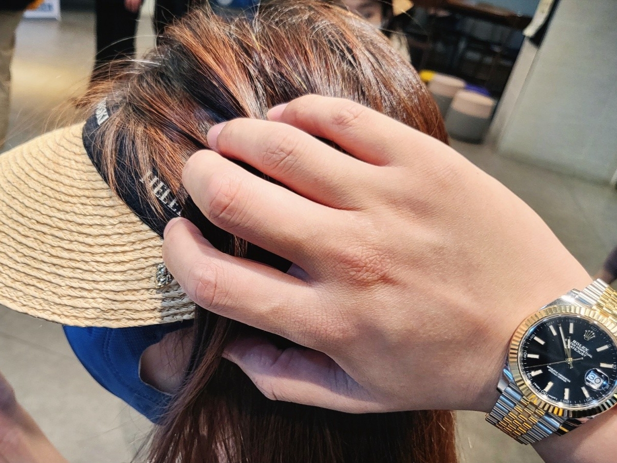 (W) Helen Kaminski Bianca Natural Black Logo, Rolex Datejust 41mm 126333 Bright Black Jubilee 착용 스타일