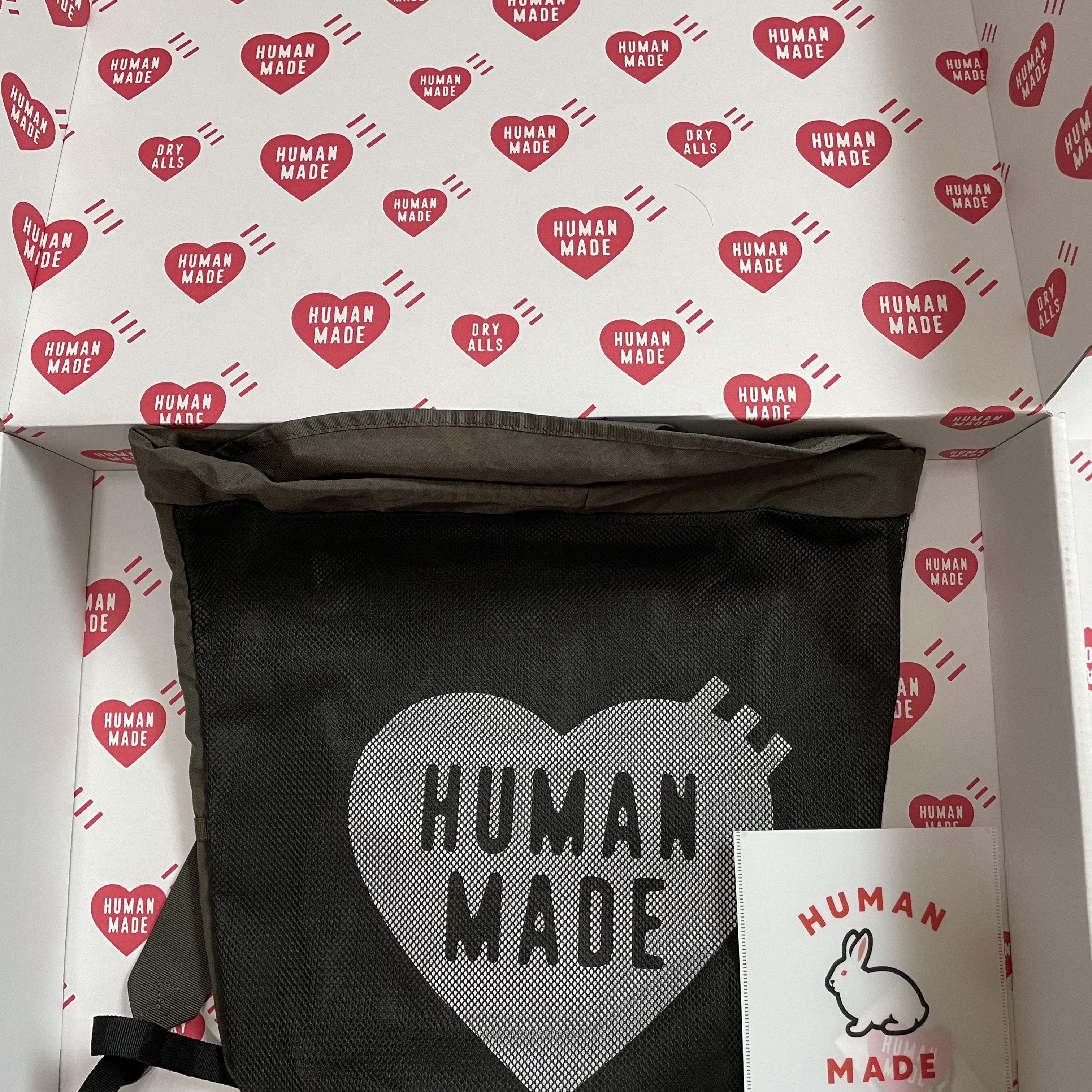 Human Made Drawstring Backpack Olive Drab 착용 스타일 - 2
