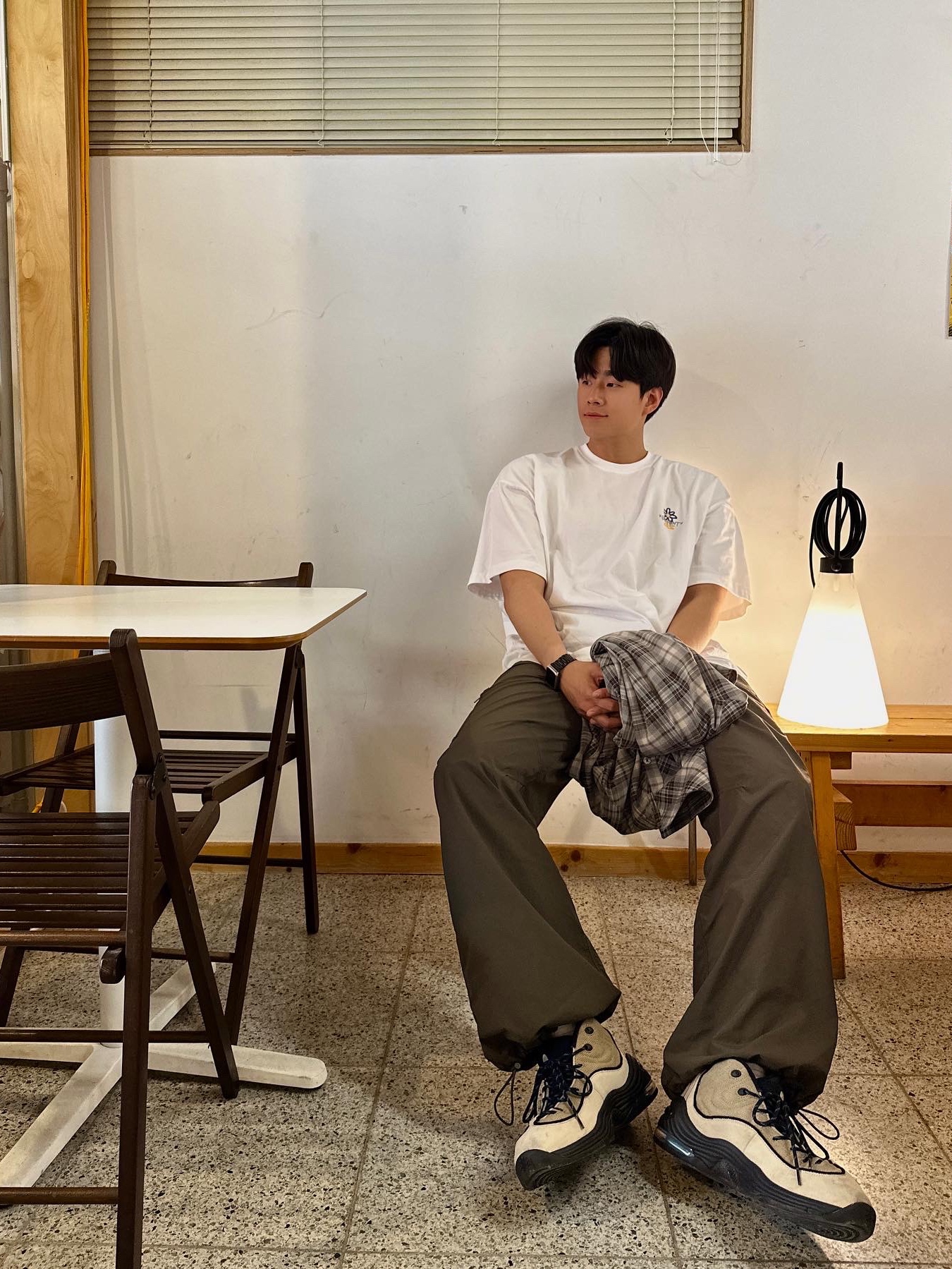 Nike x Stussy Air Penny II Rattan and Limestone 착용 스타일 - 1