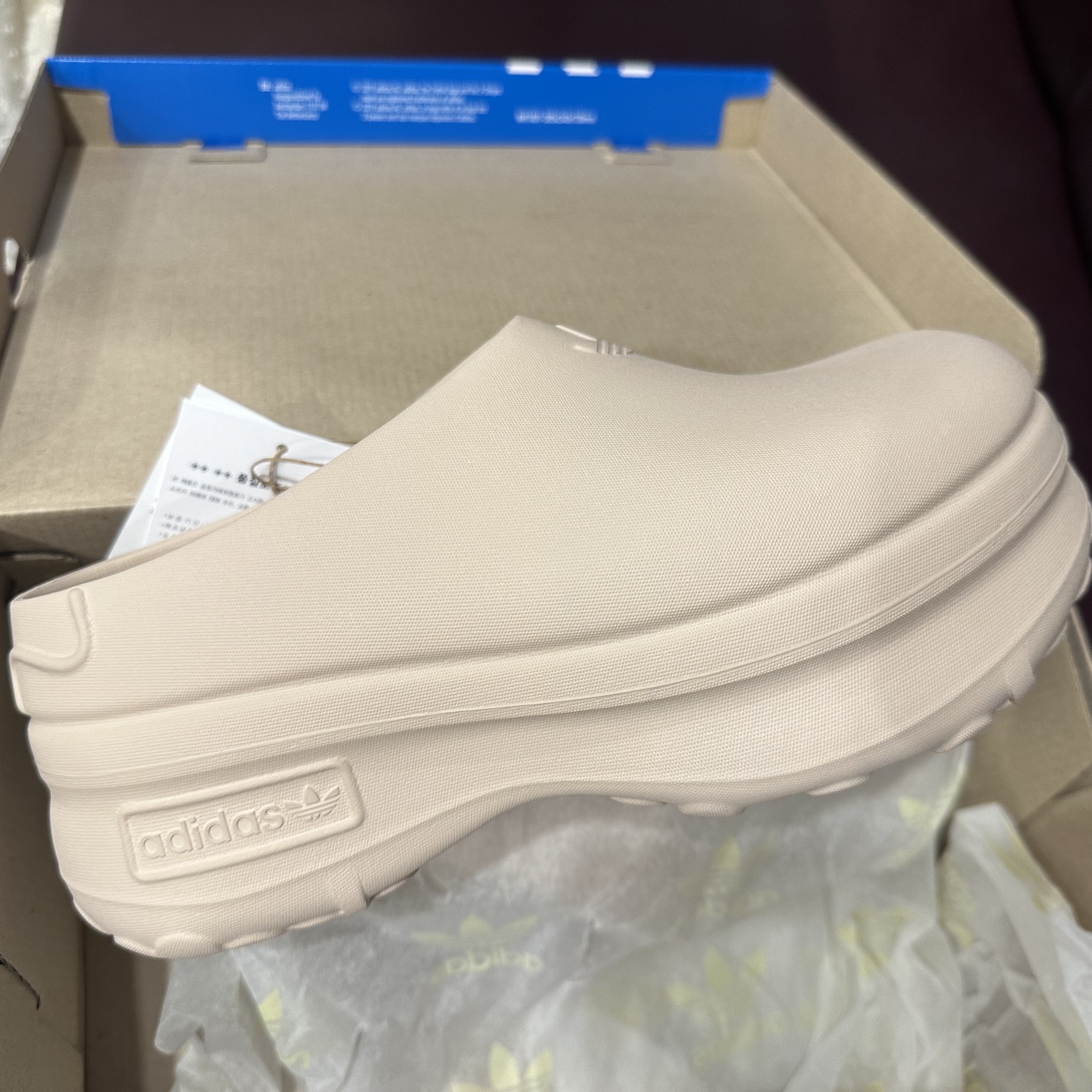 (W) Adidas Adifom Stan Smith Mule Wonder Taupe 착용 스타일 - 3