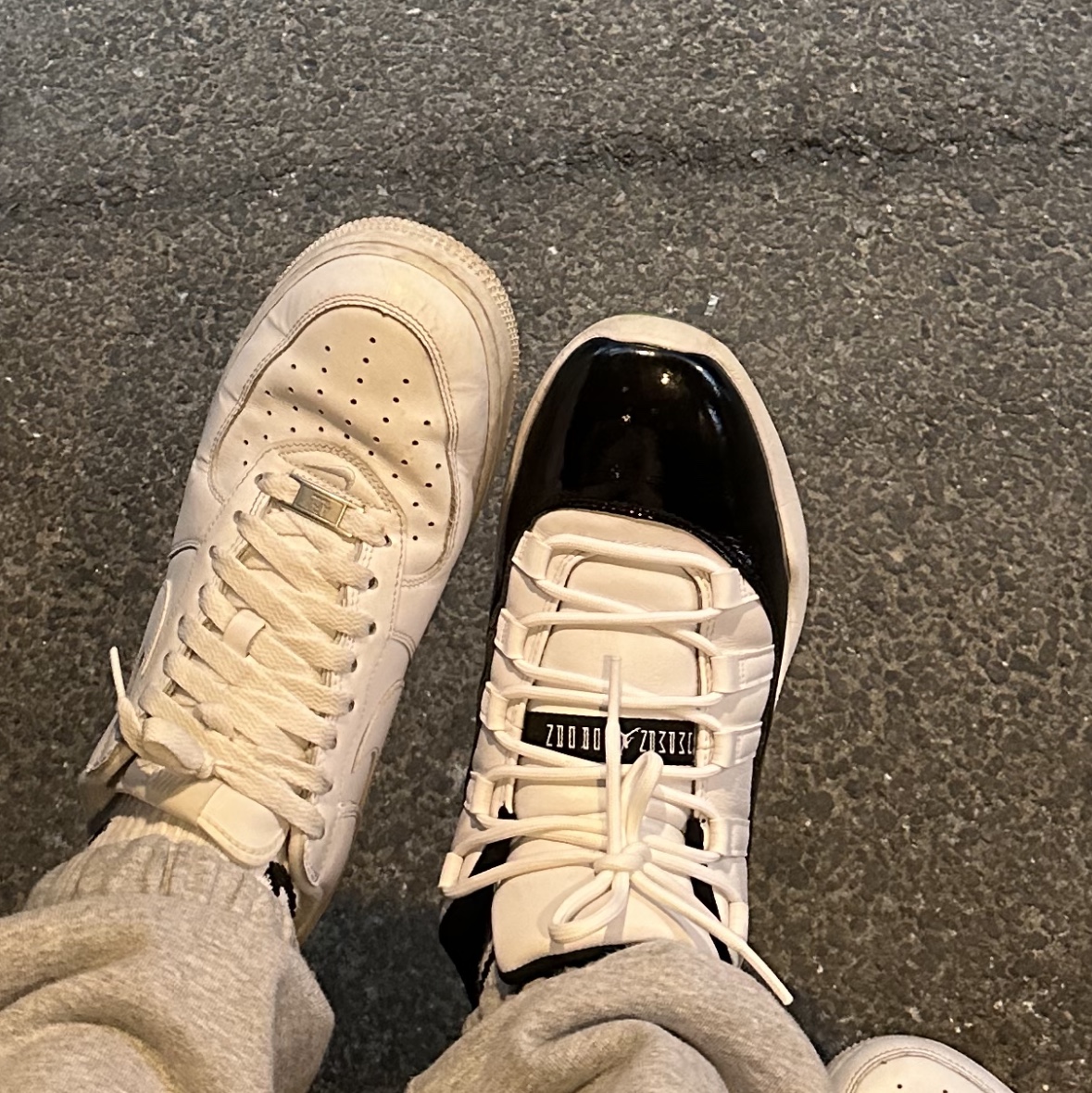 Nike x Supreme Air Force 1 Low White, Jordan 11 Retro Low Golf Concord 착용 스타일
