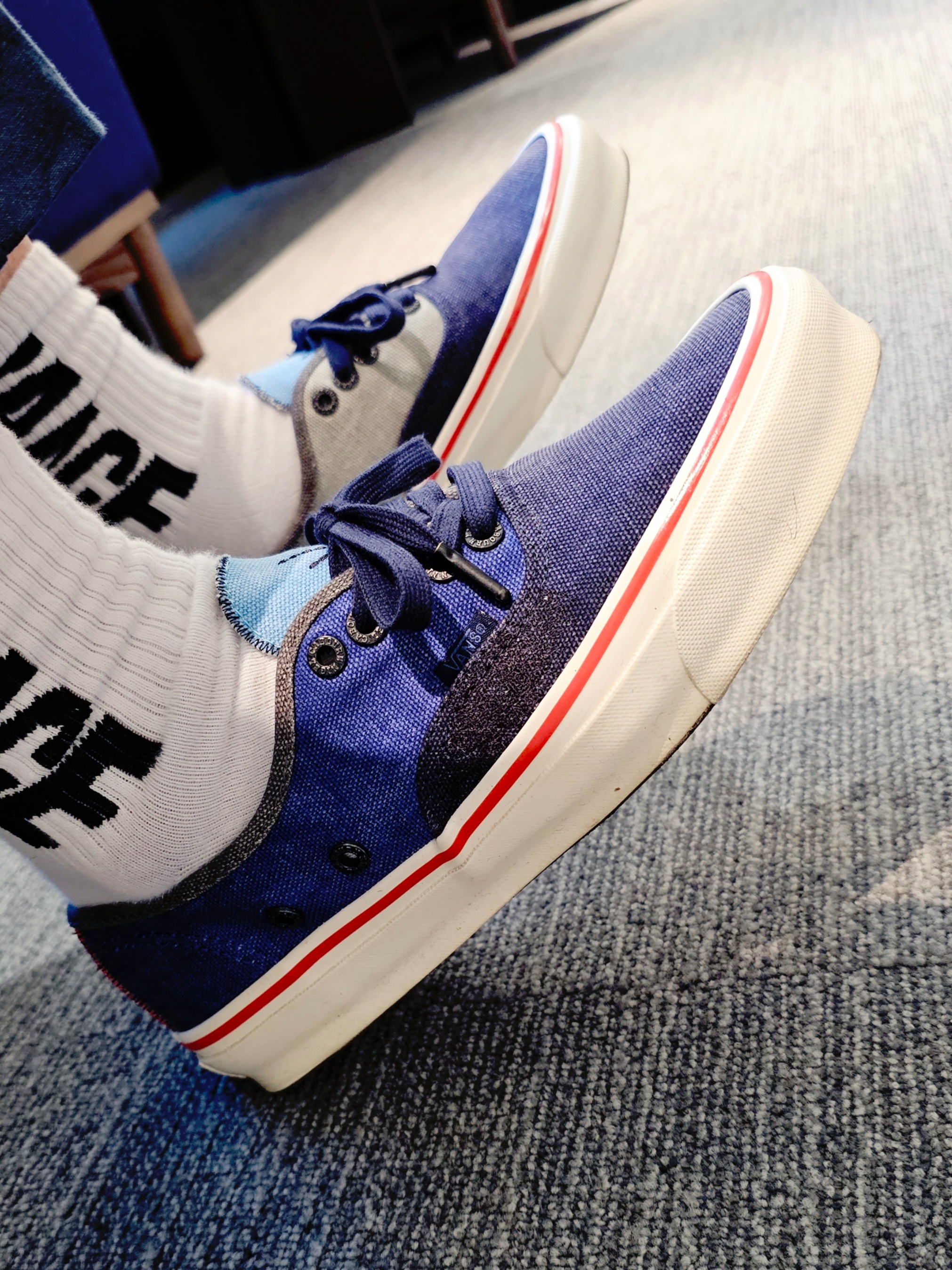 Vans Vault x Nigel Cabourn OG Authentic LX Crazy Navy Mix 착용 스타일 - 5