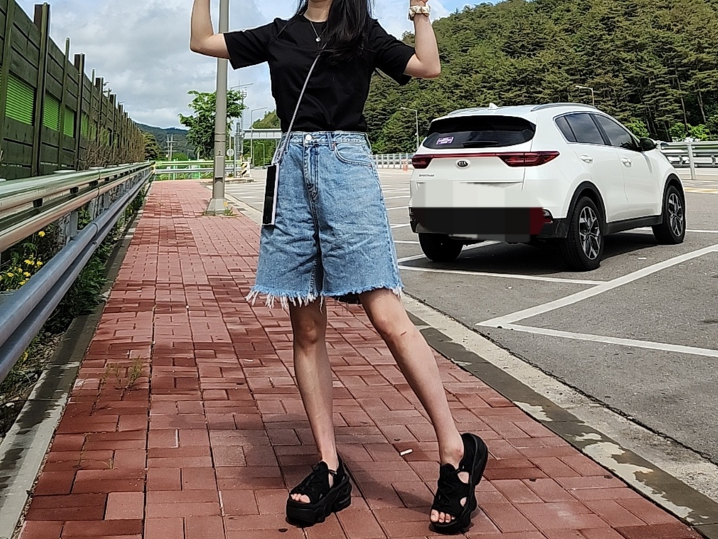 (W) Nike Air Max Koko Sandal Black 착용 스타일
