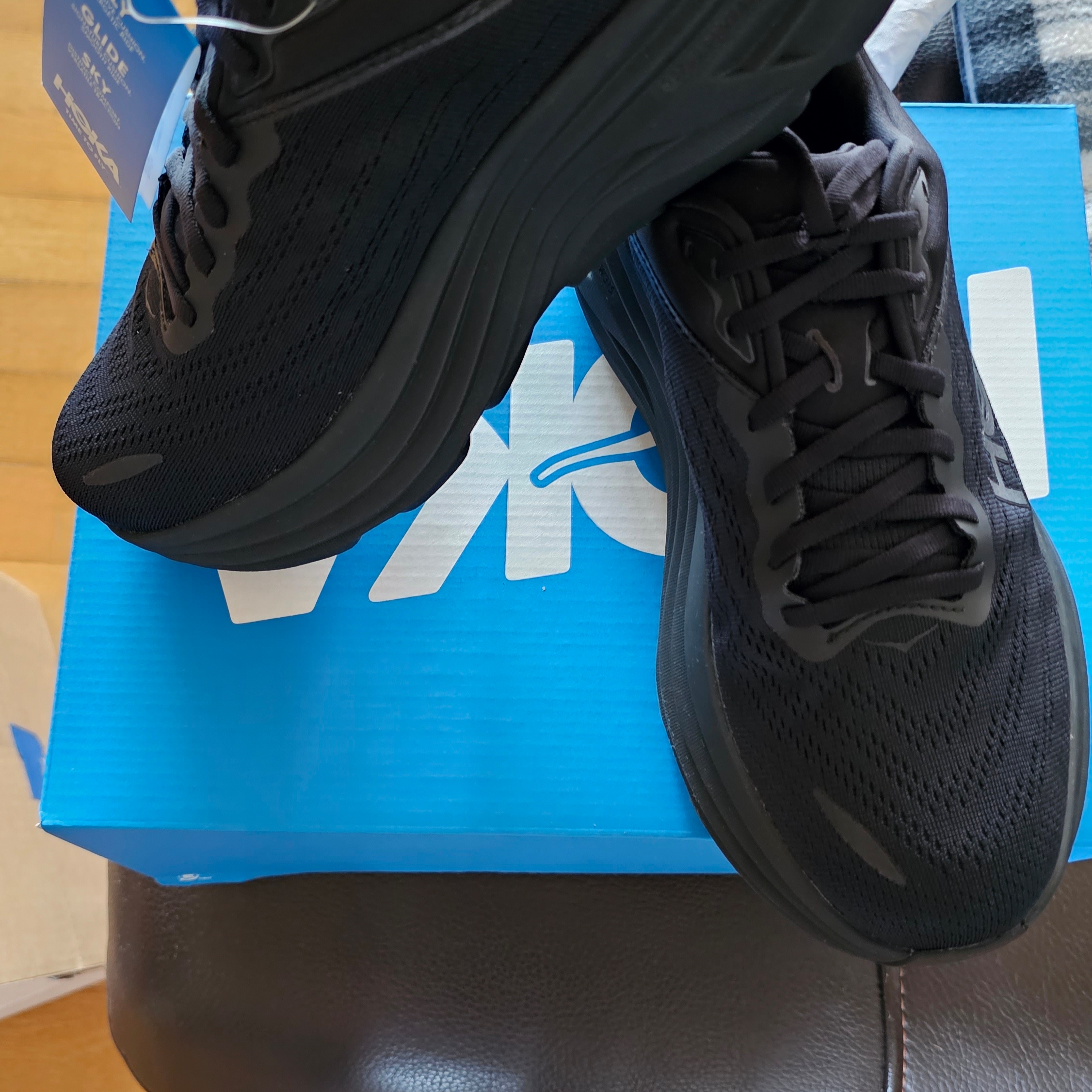 Hoka Bondi 8 Black - Wide 착용 스타일