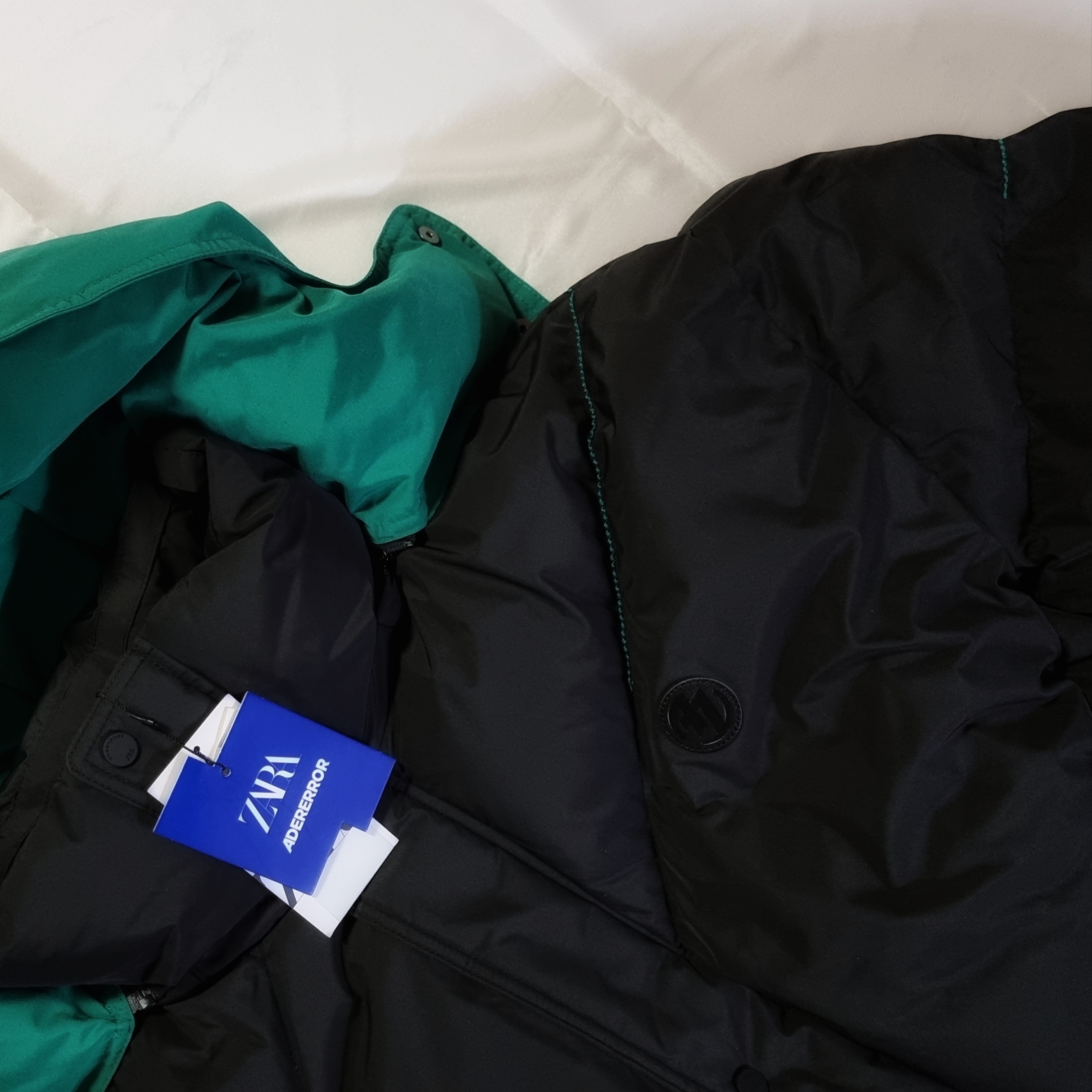 Zara x Ader Error Oversize Puffer Jacket Black 착용 스타일
