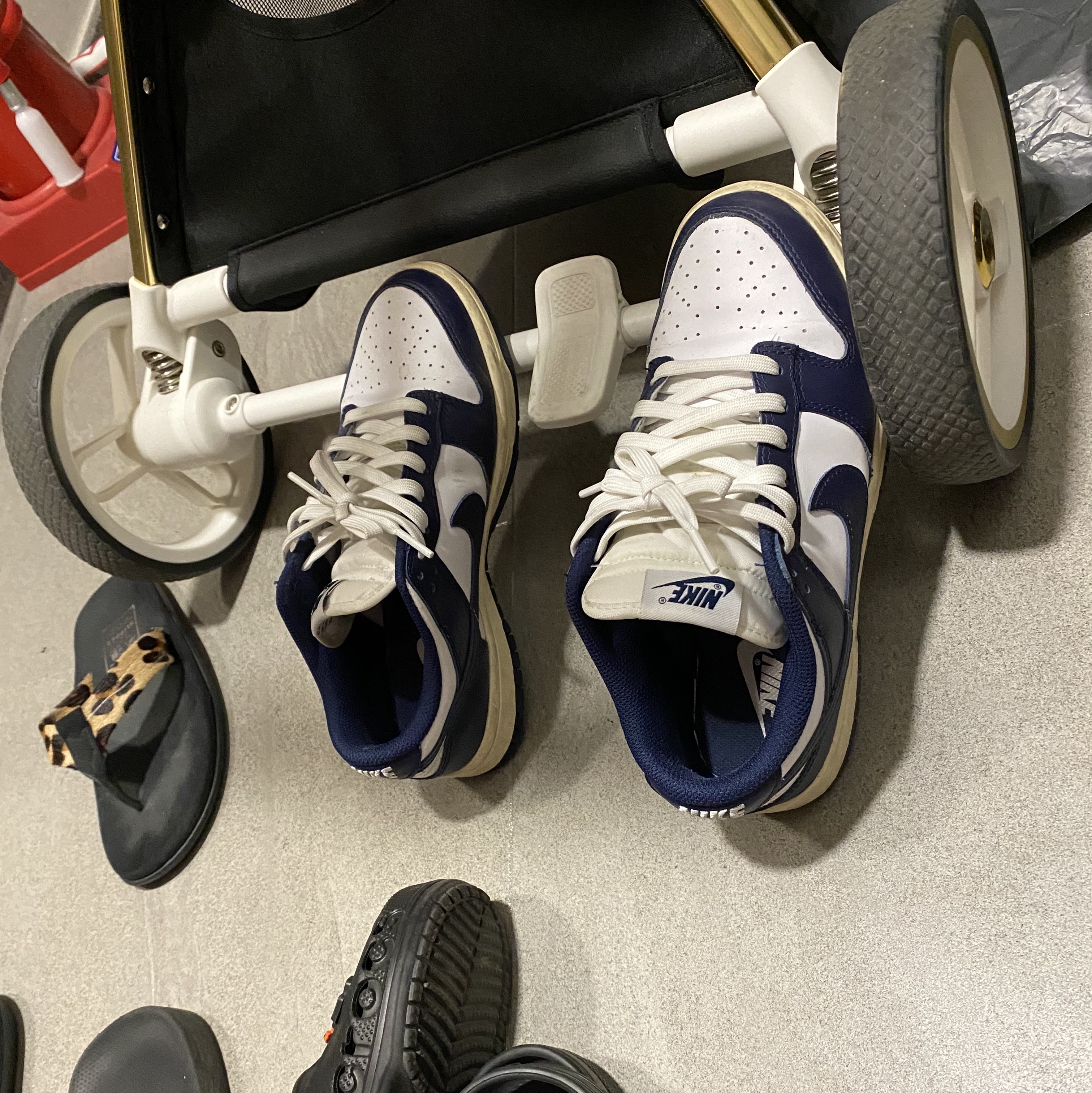 (W) Nike Dunk Low Vintage Midnight Navy 착용 스타일