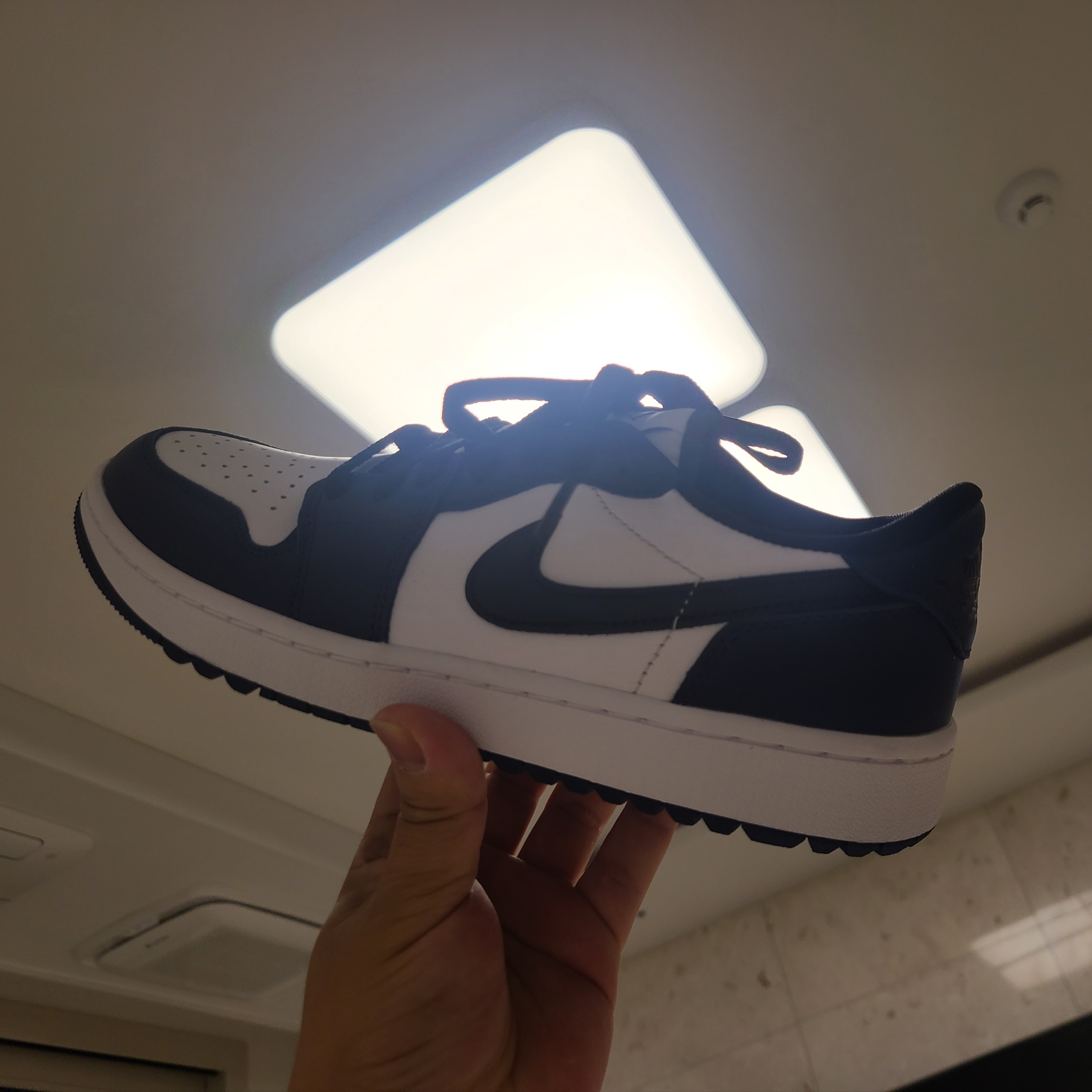 Jordan 1 Low Golf Midnight Navy 착용 스타일