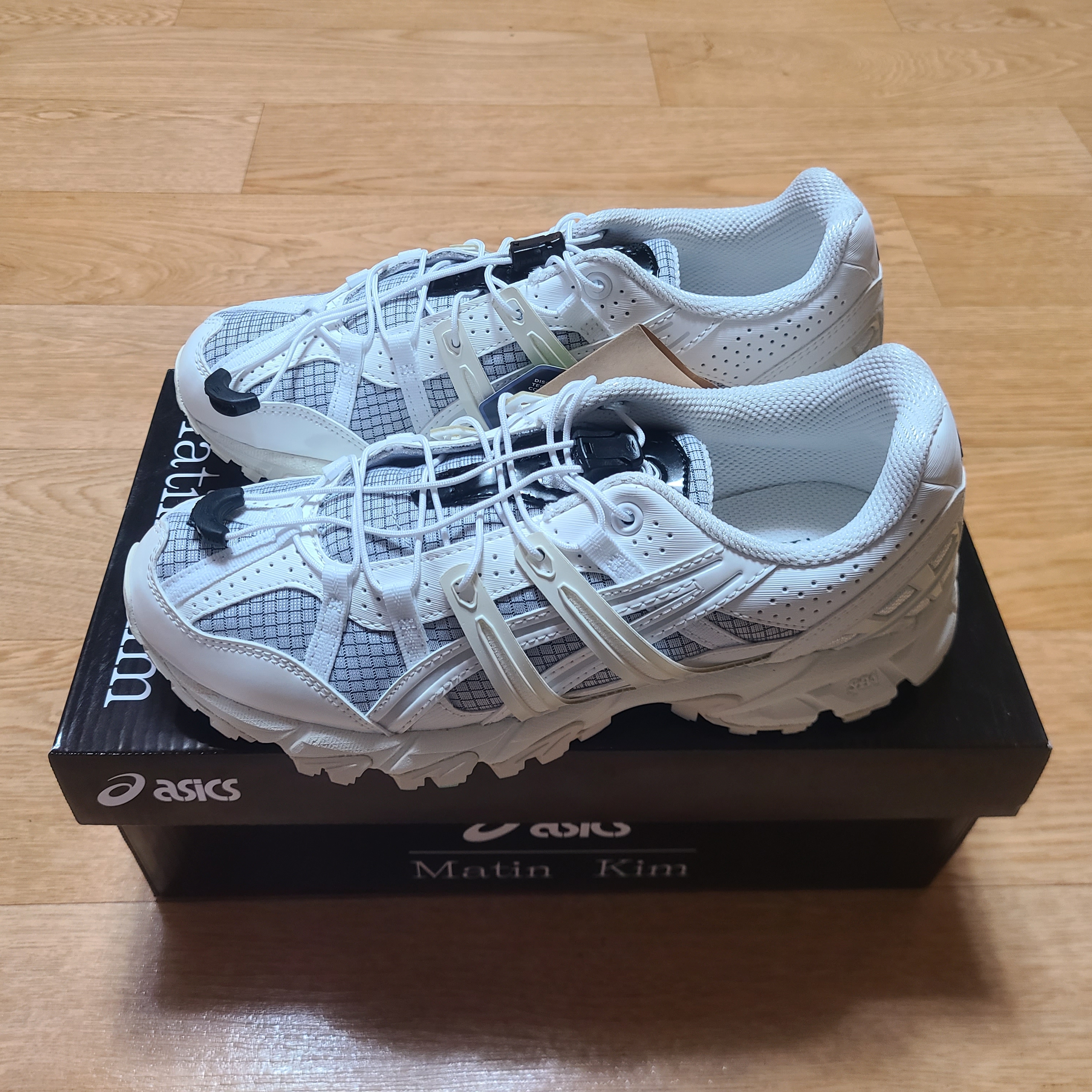(W) Asics x Matin Kim Gel-Sonoma 15-50 Glacier Grey White 착용 스타일