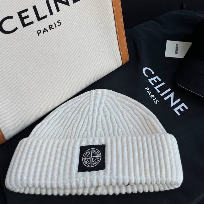 Stone Island N22C3 Full Rib Wool Beanie Off White - 22FW 착용 스타일