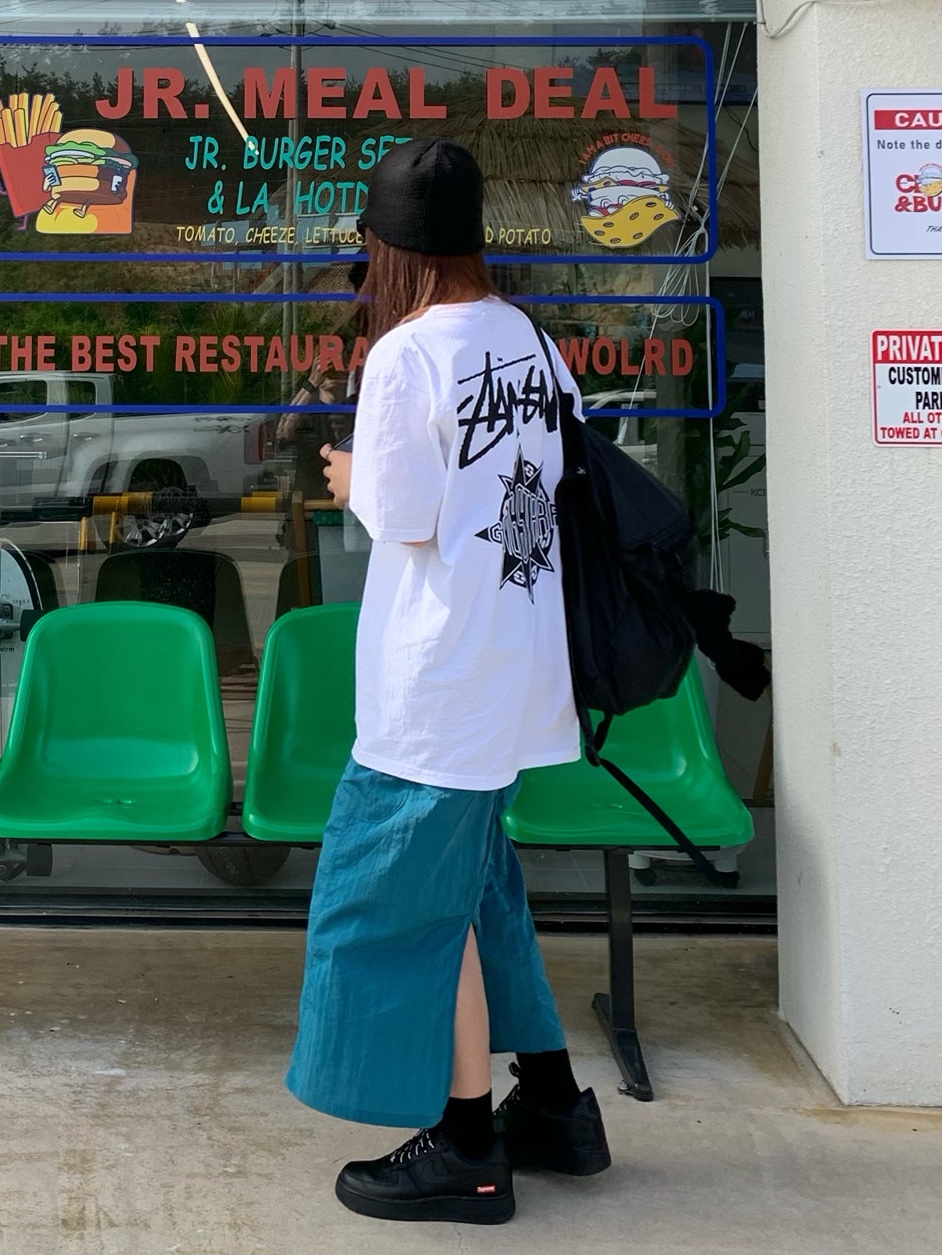 Stussy x Gang Starr Take It Personal T-Shirt White, Arc'teryx Heliad 15 Backpack Black 착용 스타일