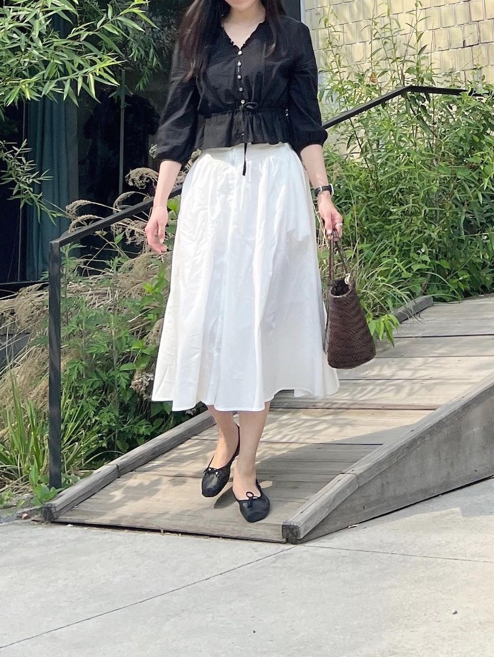 Reqins Women Harmony Noir Cuir 착용 스타일 - 2