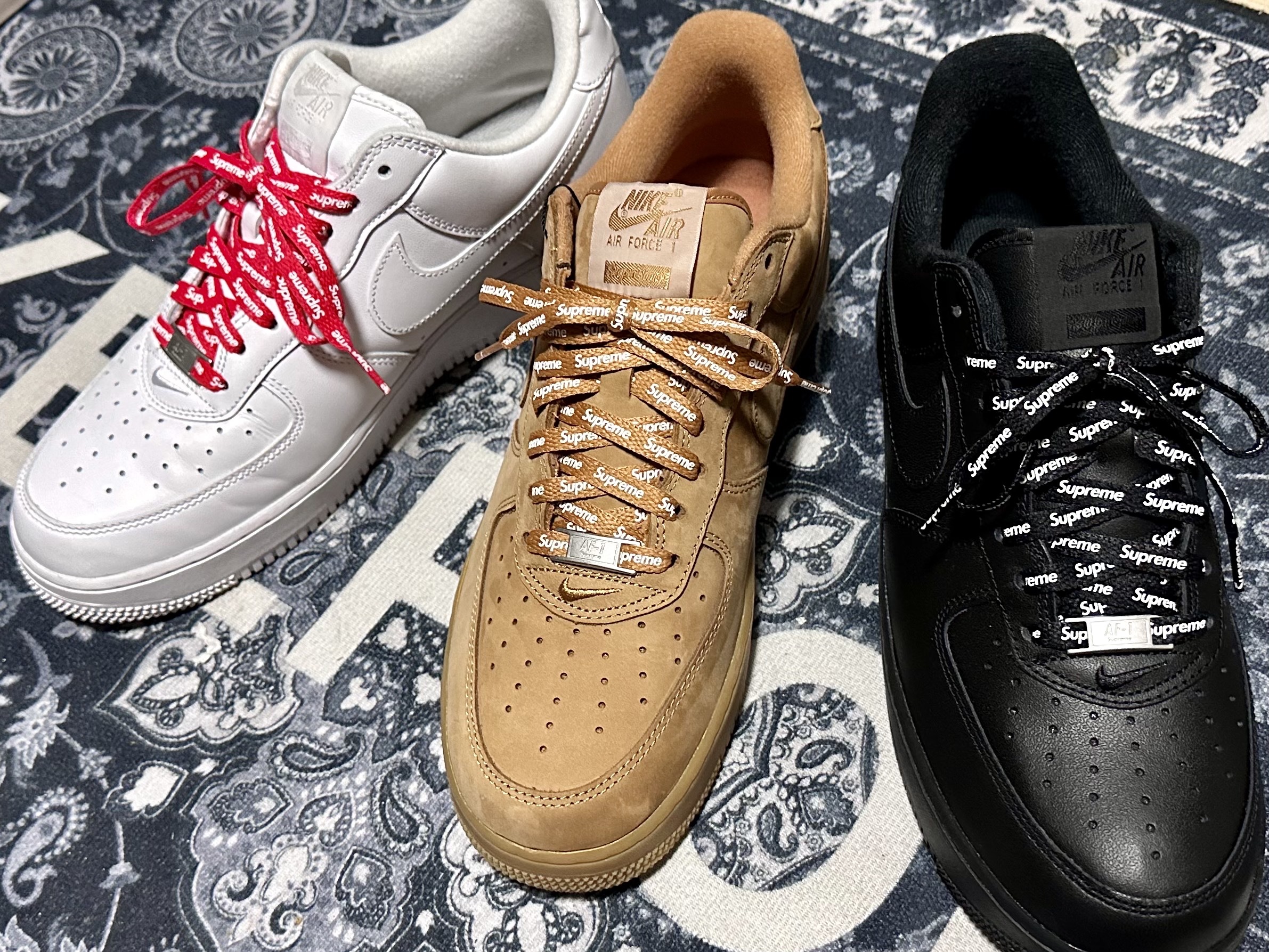 Nike x Supreme Air Force 1 Low Flax, Nike x Supreme Air Force 1 Low White 착용 스타일 - 4