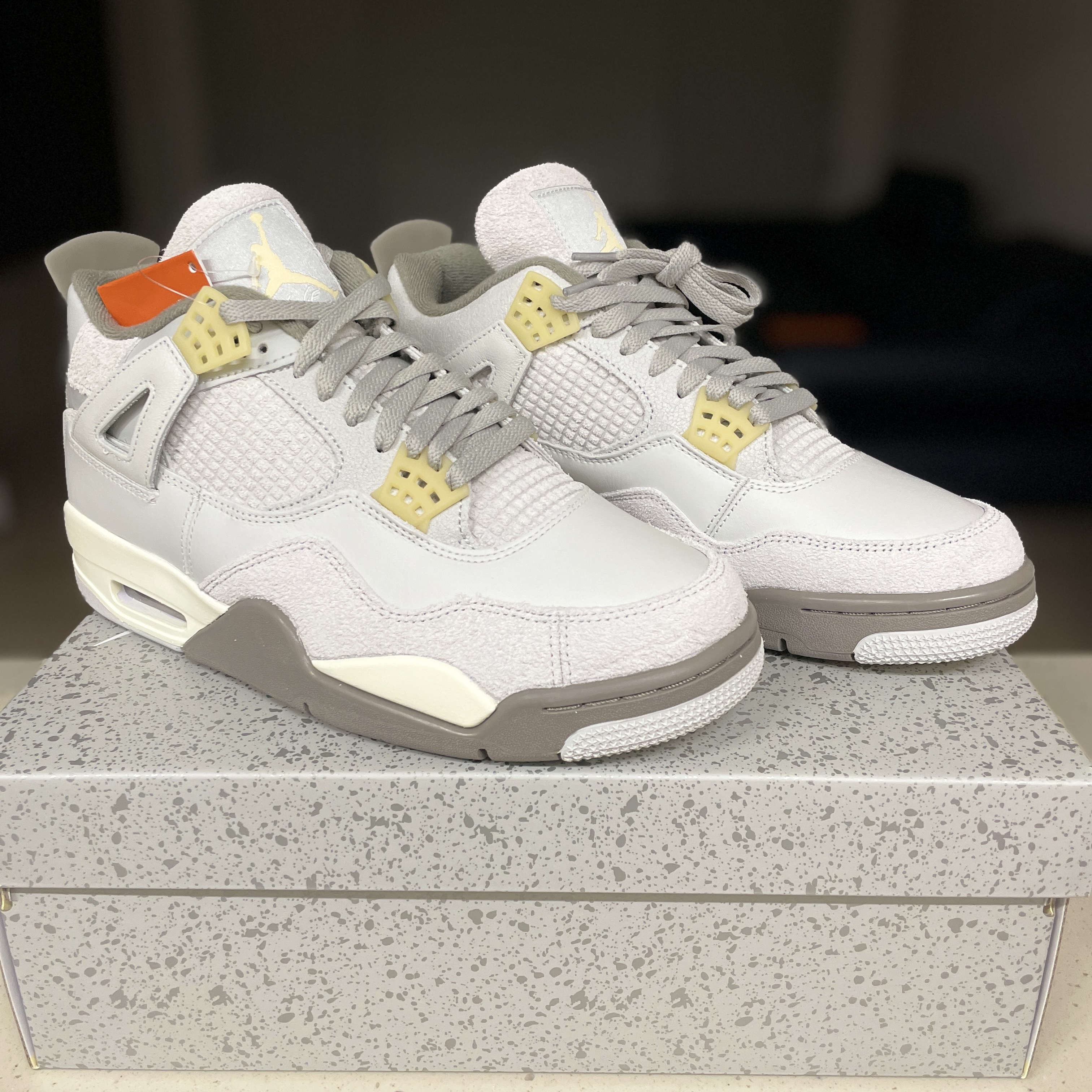 Jordan 4 Retro SE Craft 착용 스타일