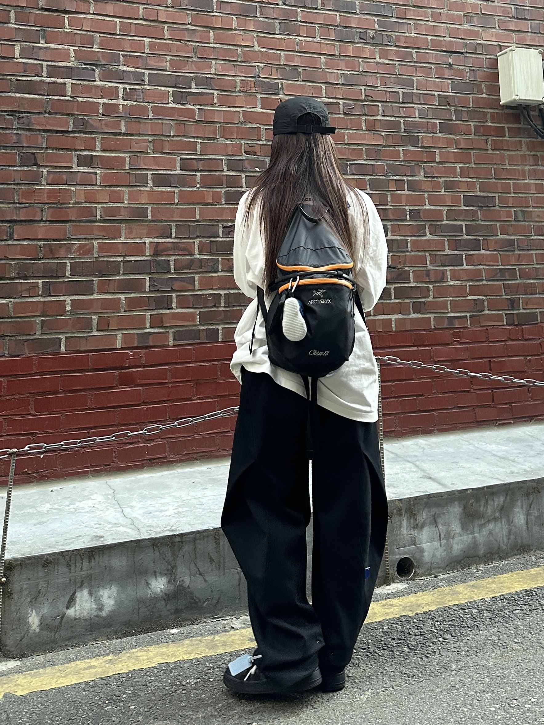 Zara x Ader Error Jogger Pants Black, Nike x Off-White Air Force 1 Low Black White 착용 스타일 - 2